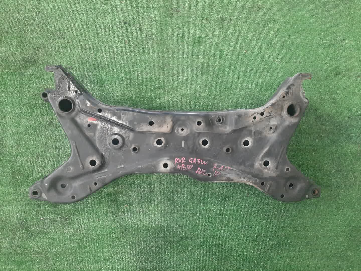 Балка под двс передняя MITSUBISHI RVR GA3W 4B10 5979 2 ракурс