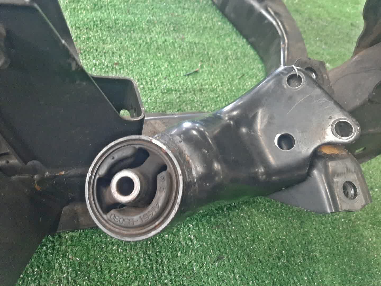 Балка под двс передняя DAIHATSU HIJET TRUCK S510P KF 5982 2 ракурс