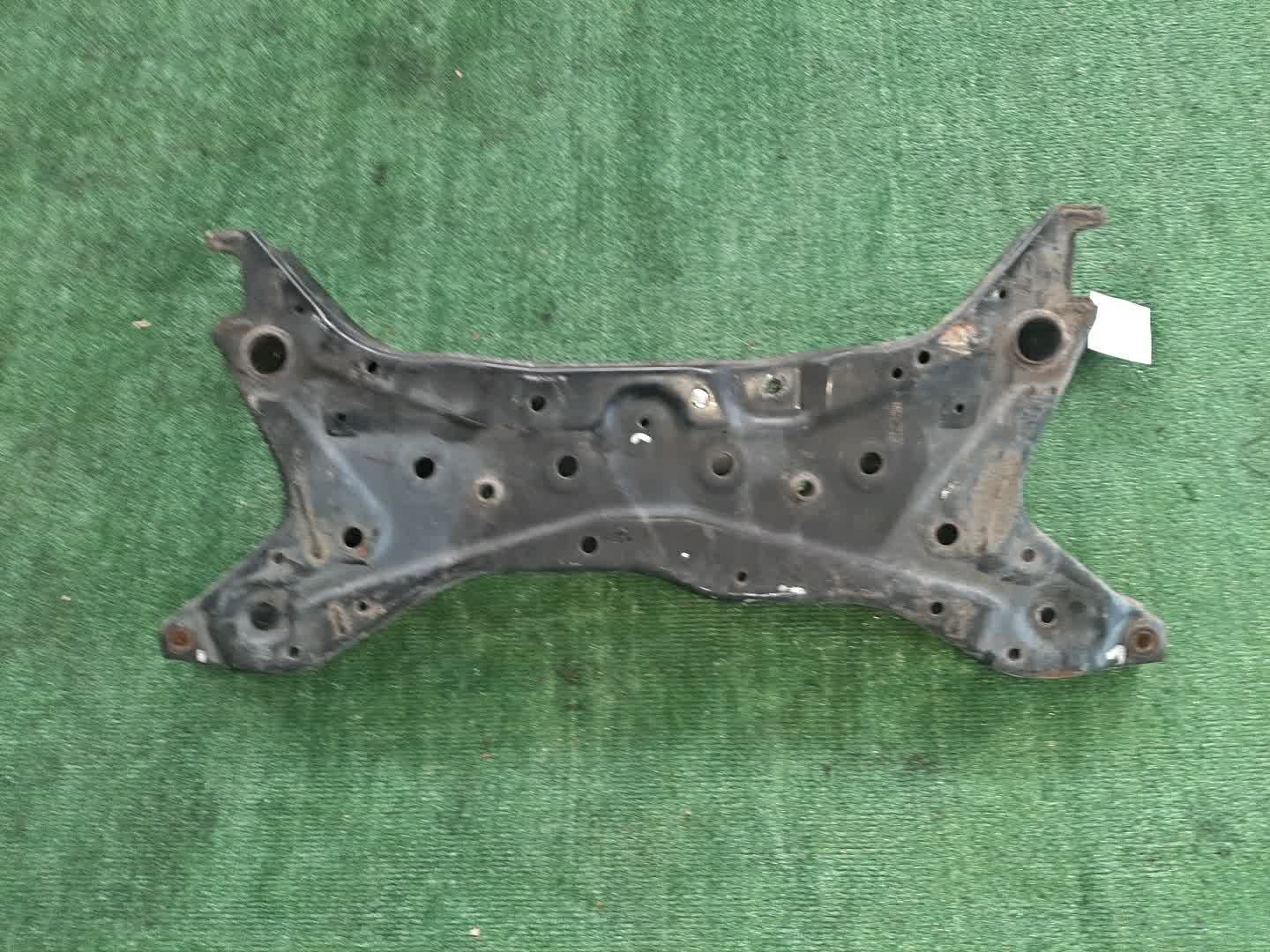 Балка под двс передняя MITSUBISHI RVR GA3W 4B10 5996 2 ракурс