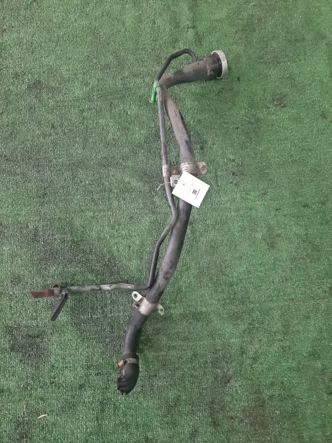 Горловина топливного бака  TOYOTA COROLLA FIELDER ZZE123G 1 ракурс