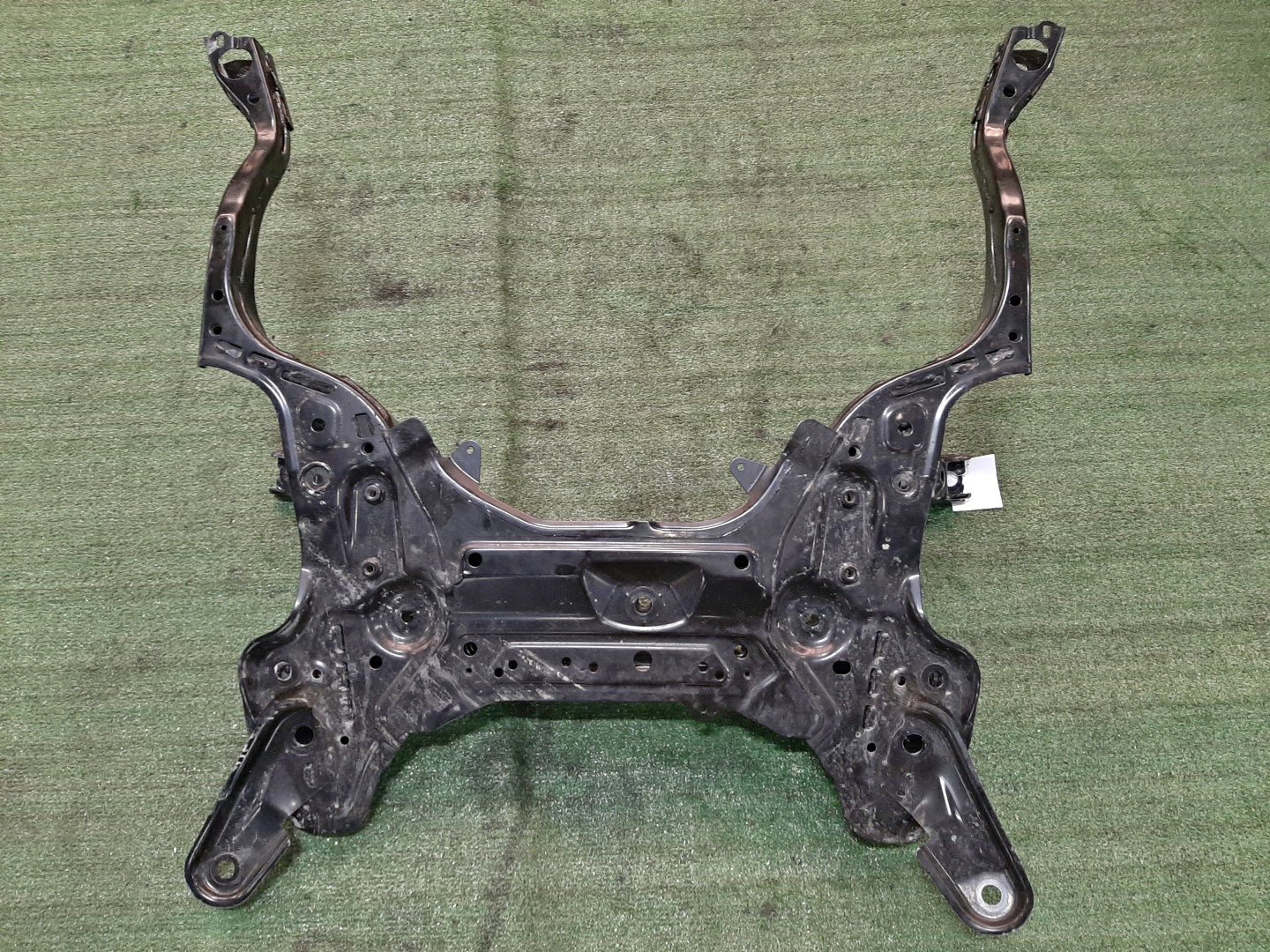 Балка под двс передняя TOYOTA AQUA MXPK11 M15A-FXE 6413 2 ракурс