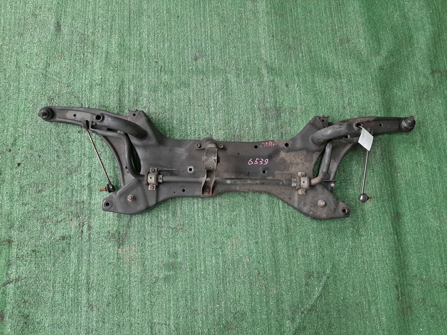 Балка под двс передняя MITSUBISHI RVR GA3W 4B10 6539 1 ракурс