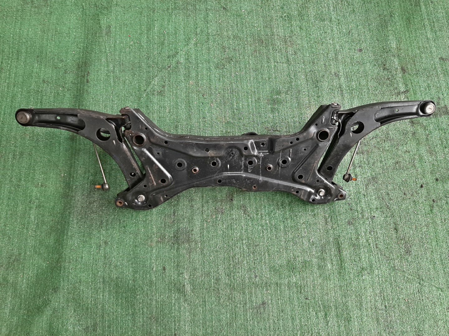 Балка под двс передняя MITSUBISHI RVR GA3W 4B10 6539 2 ракурс