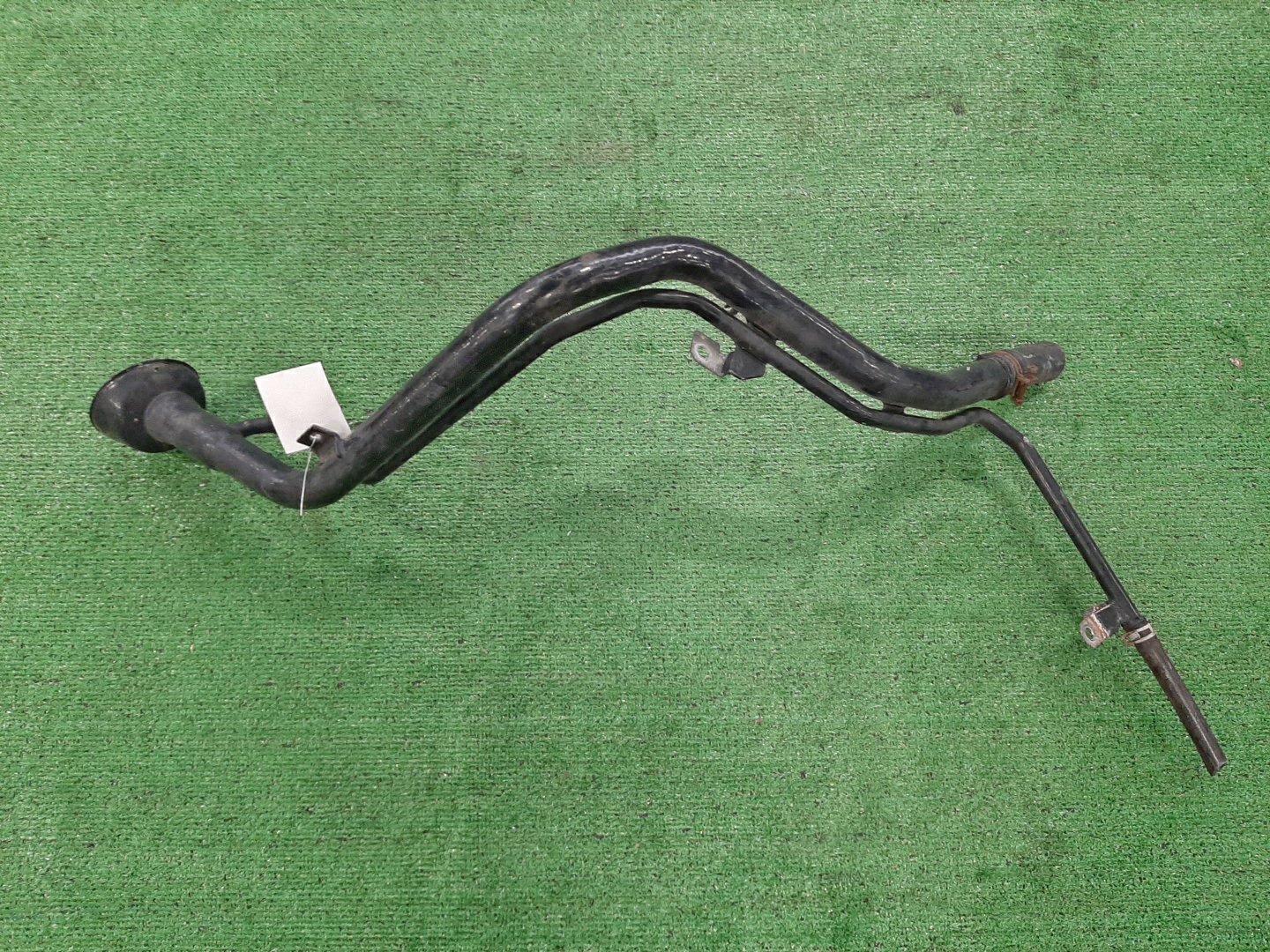 Горловина топливного бака  NISSAN X-TRAIL TNT31 1 ракурс