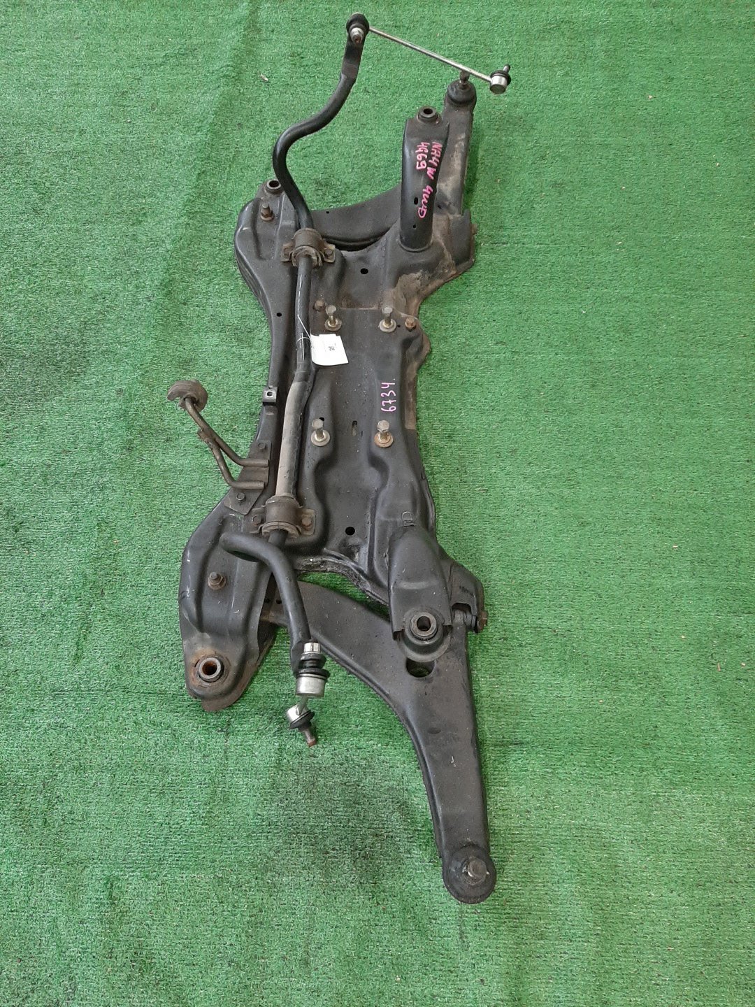 Балка под двс передняя MITSUBISHI GRANDIS NA4W 4G69 6734 3 ракурс