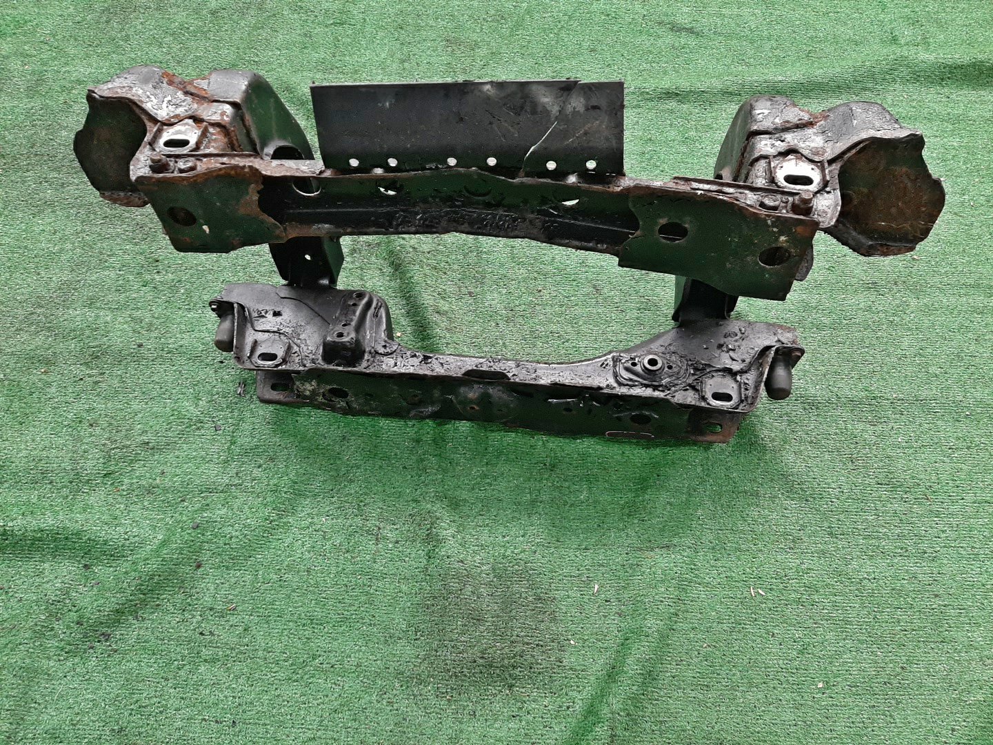 Балка под двс передняя TOYOTA LITE ACE NOAH SR50G 3S-FE 6736 5 ракурс