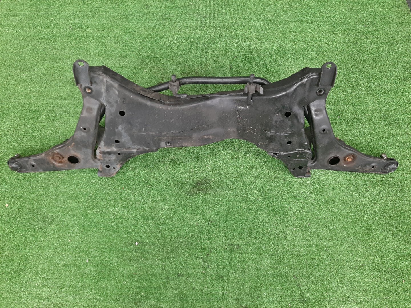 Балка под двс передняя MITSUBISHI DION CR5W 4G93 6780 3 ракурс