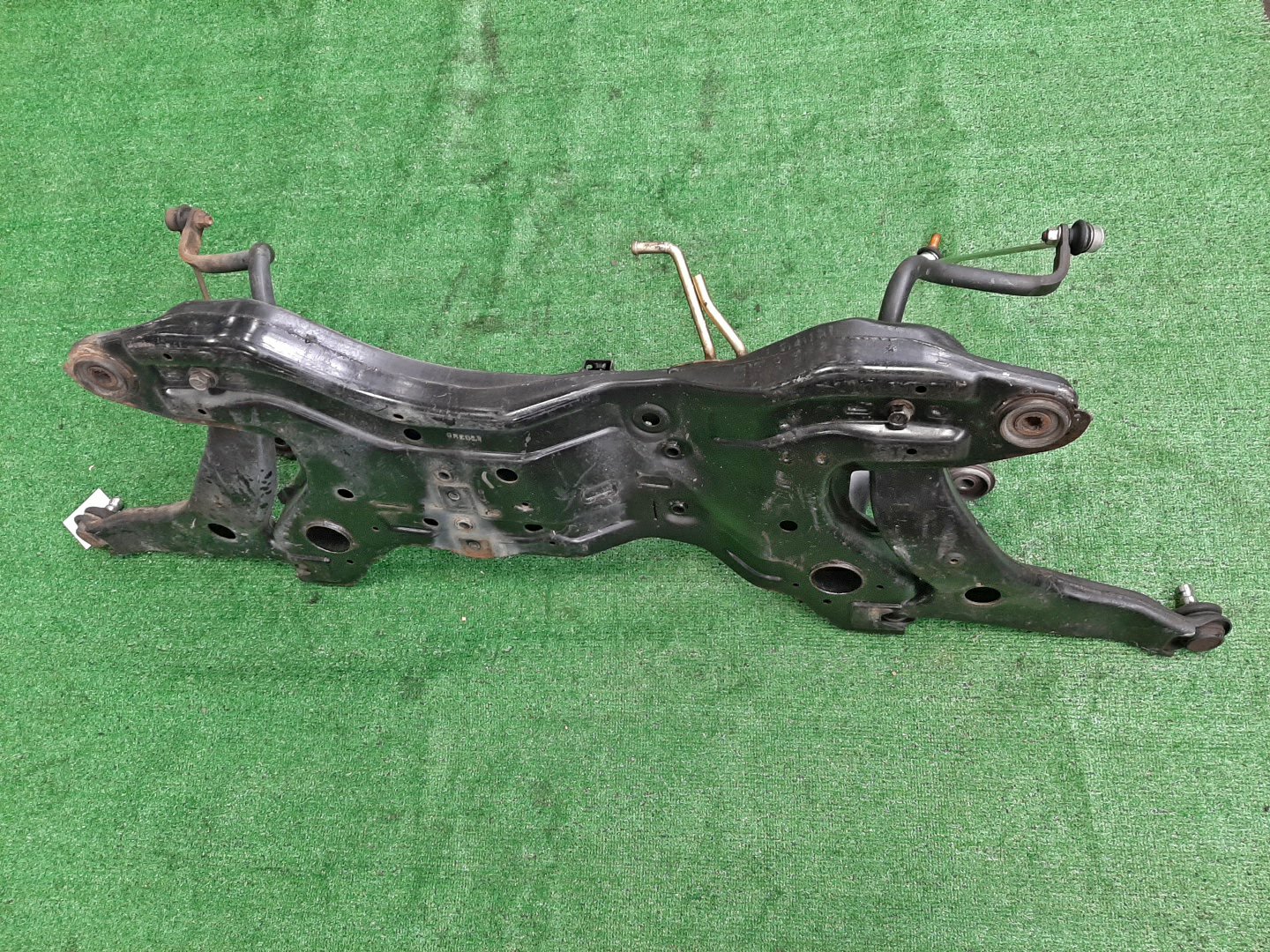 Балка под двс передняя MITSUBISHI GRANDIS NA4W 4G69 6854 2 ракурс