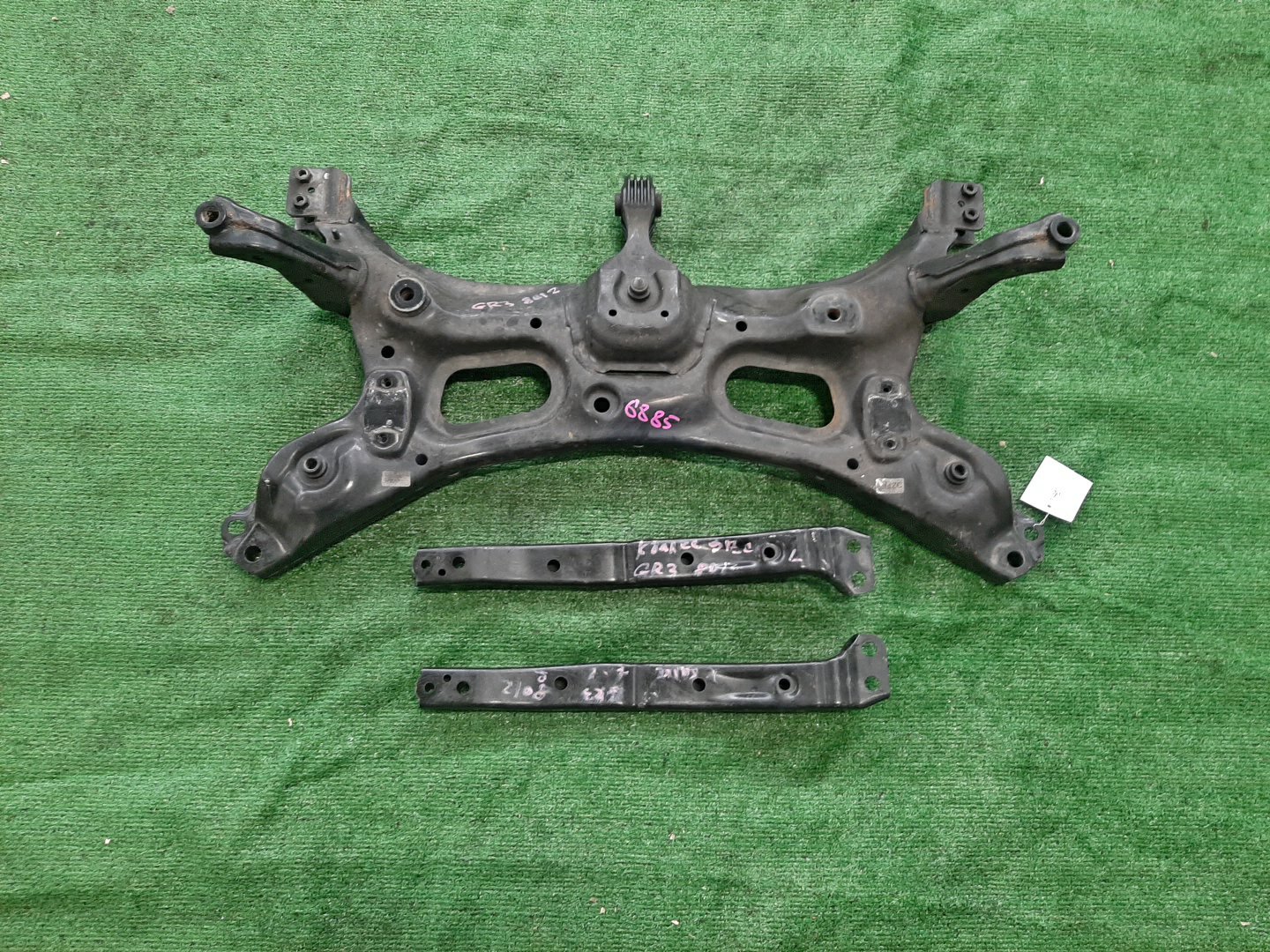 Балка под двс передняя HONDA FIT GR3 LEB 6885 1 ракурс