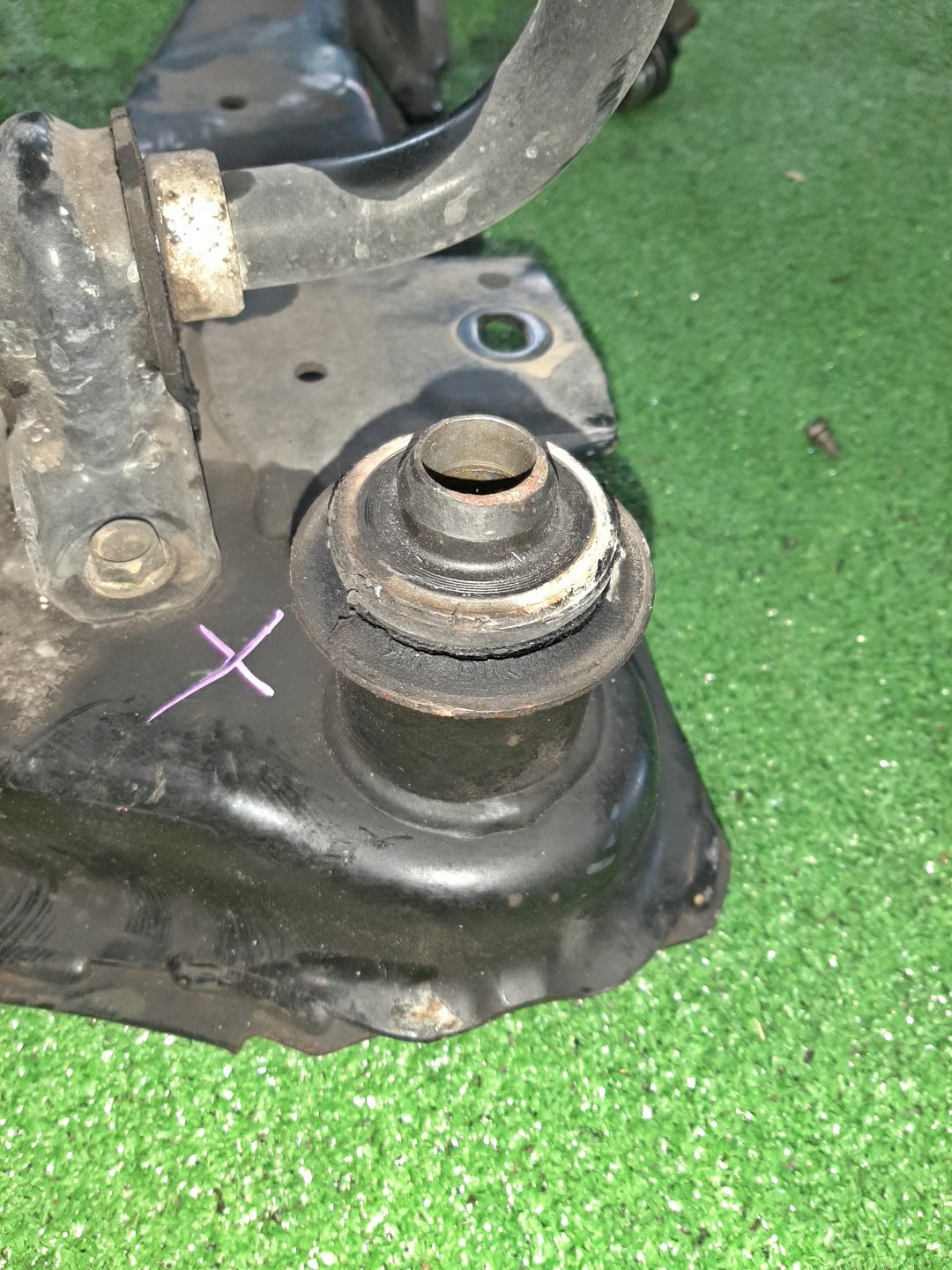 Балка под двс передняя NISSAN X-TRAIL NT31 MR20DE 6854 4 ракурс