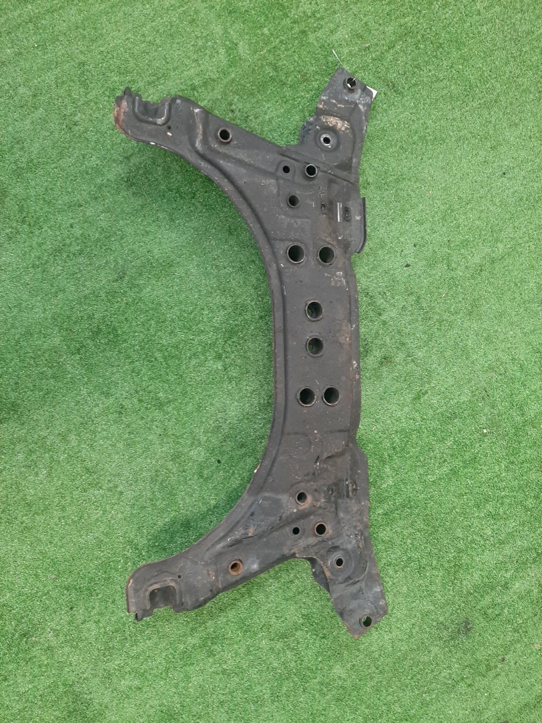 Балка под двс передняя SUZUKI AERIO RB21S M15A 7105 2 ракурс