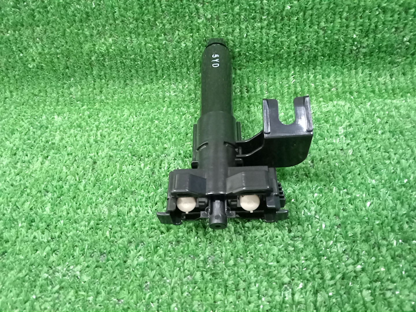 Форсунка омывателя правая передняя LEXUS GS300H AWL10 85207-30160 4 ракурс