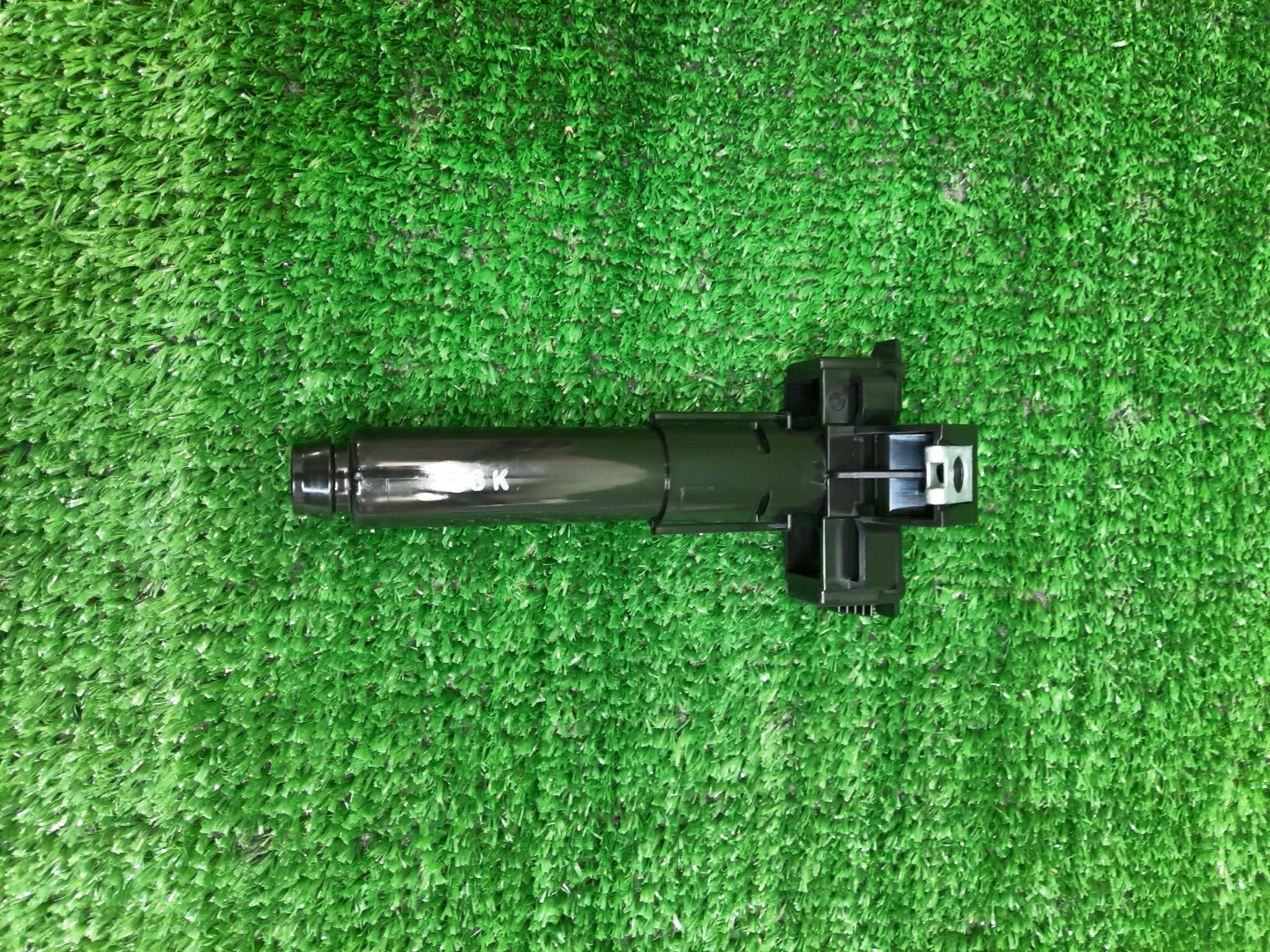 Форсунка омывателя левая передняя LEXUS RX200t AGL25W 85208-48120 1 ракурс