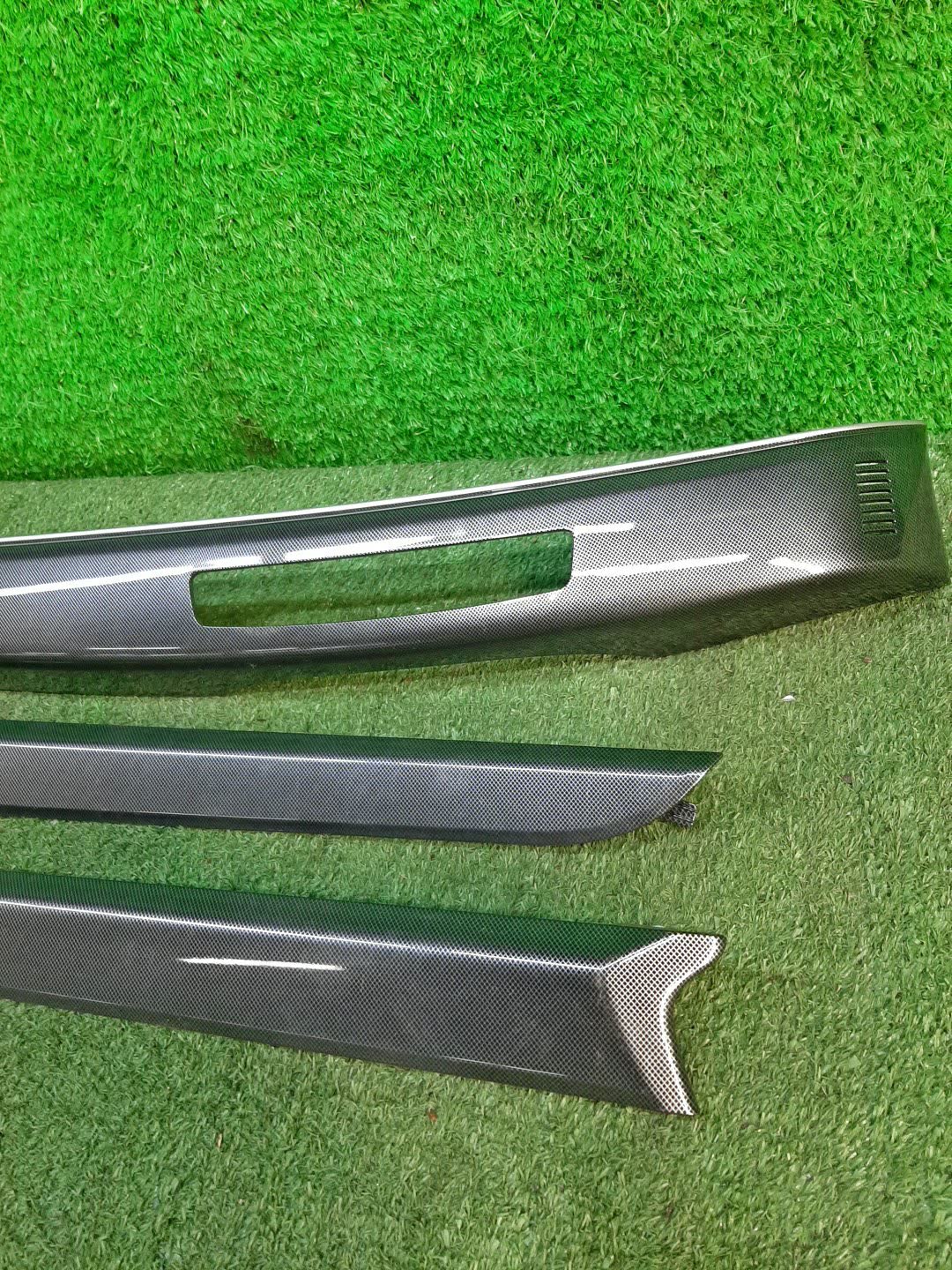 Накладка декоративная MITSUBISHI GALANT FORTIS CY4A 3 ракурс