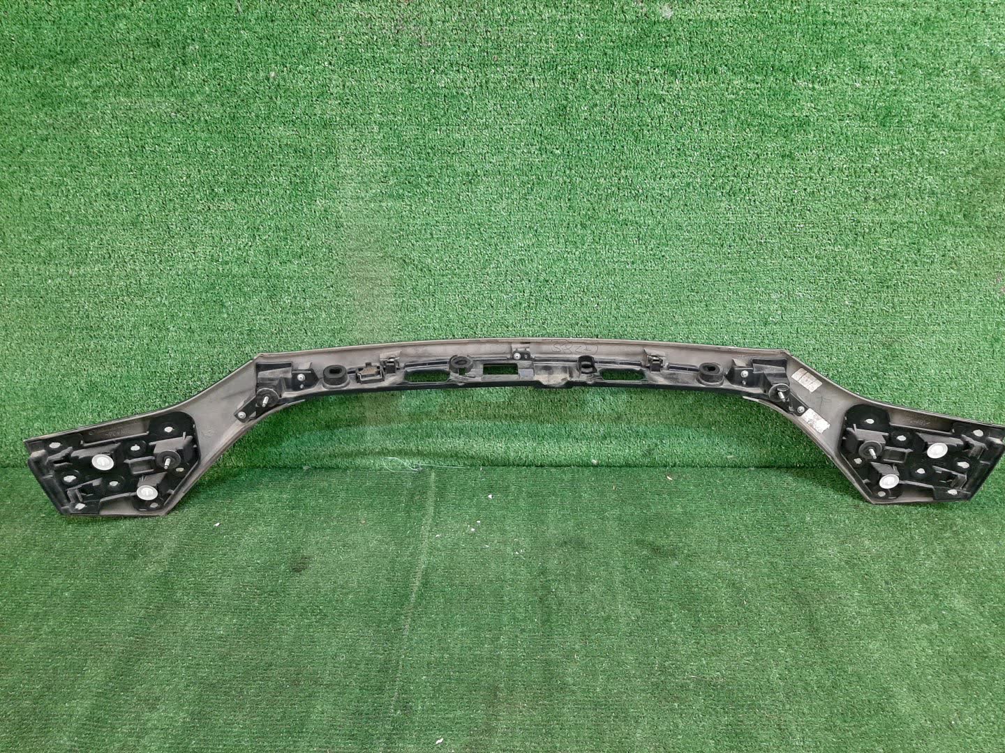 Обшивка двери багажника MAZDA AXELA BM5FS 2 ракурс