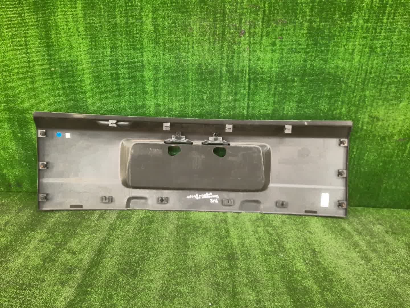 Обшивка двери багажника HONDA ELEMENT YH2 74890-SCVA 2 ракурс