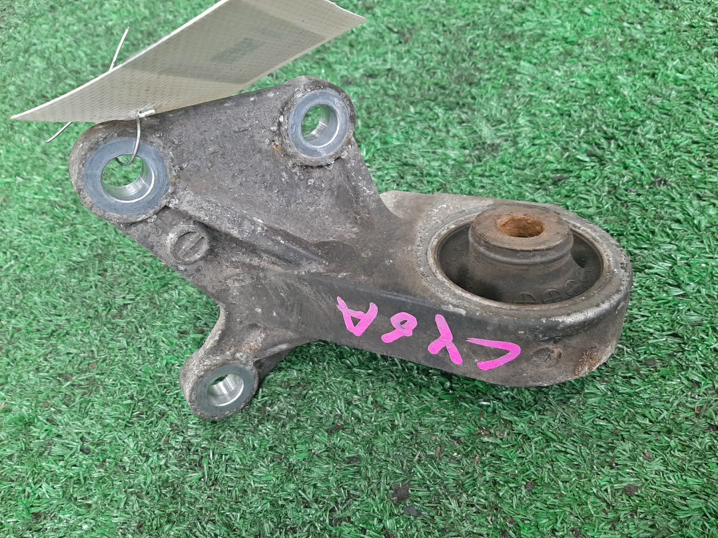 Подушка редуктора левая задняя MITSUBISHI GALANT FORTIS CY6A 4J10 1 ракурс