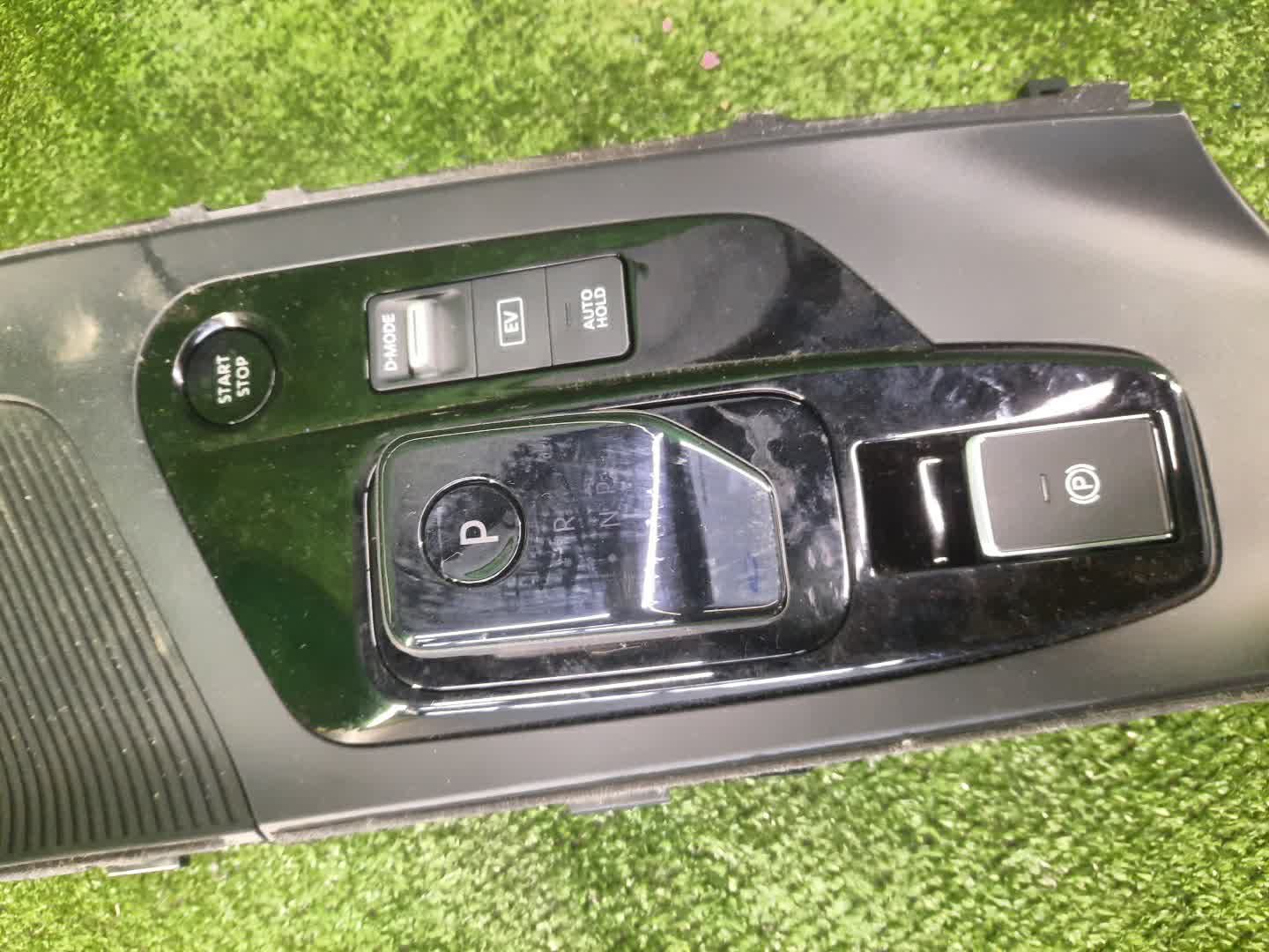 Рычаг переключения кпп NISSAN NOTE E13 34901-6XJ1A 2 ракурс
