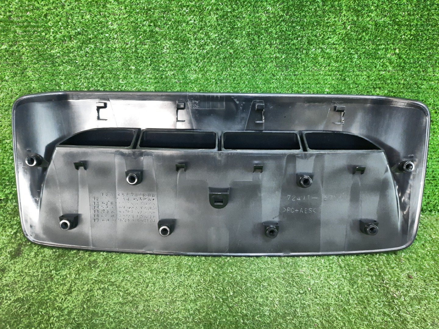 Воздухозаборник SUZUKI JIMNY JB23W 72411-57M00 2 ракурс