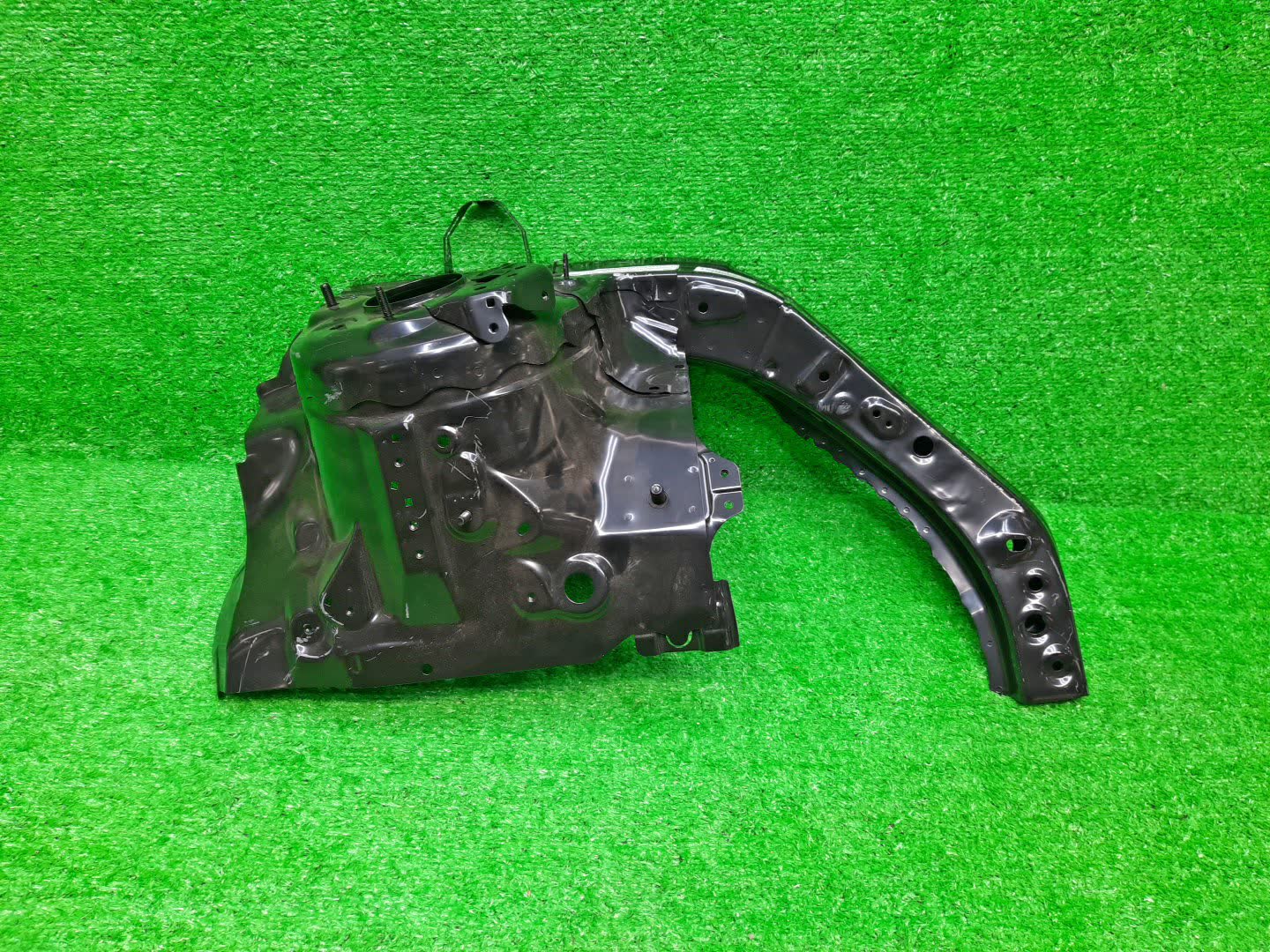 Лонжерон левый передний TOYOTA RAV4 AXAH52 53702-42900 1 ракурс
