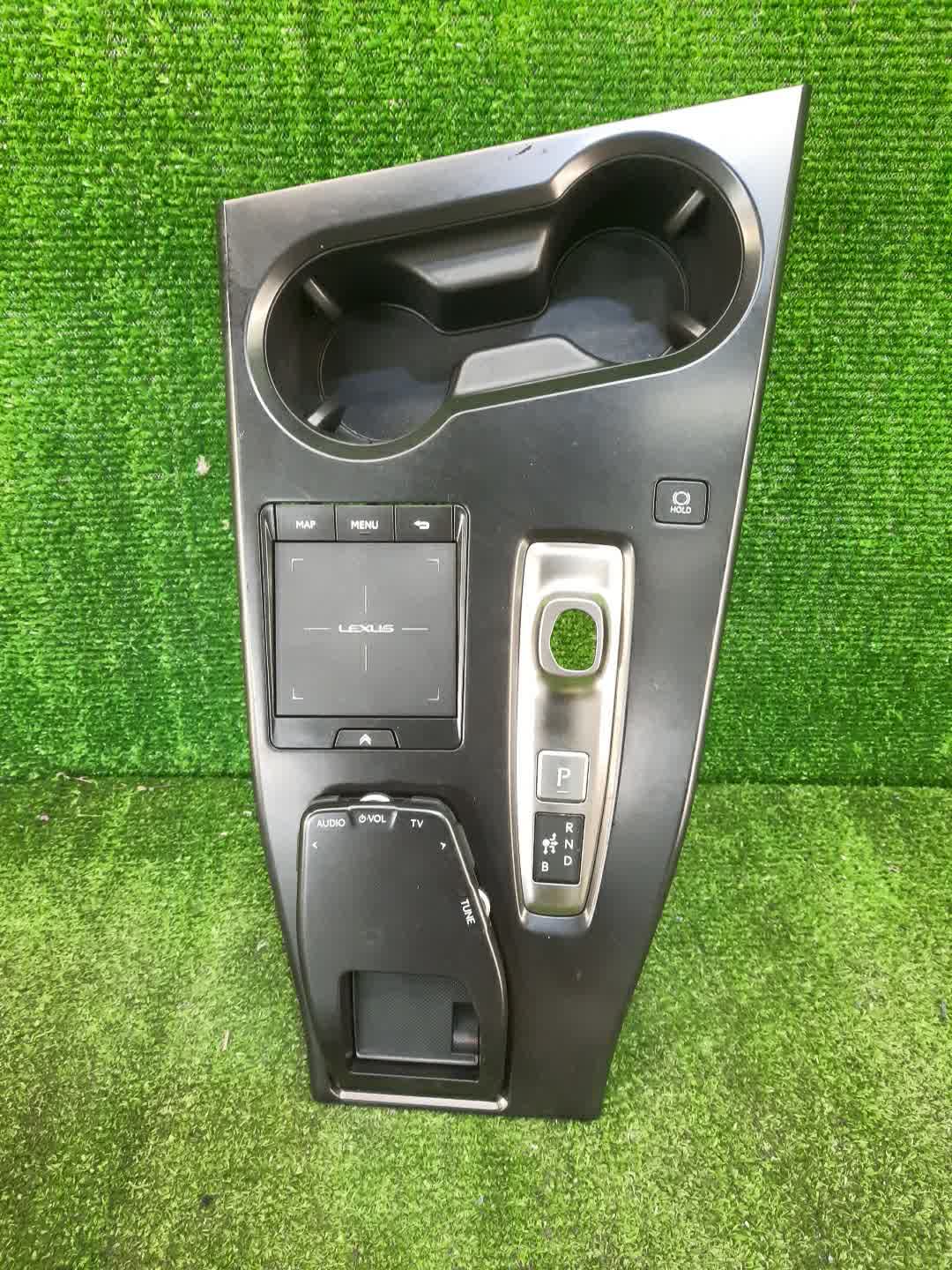 Консоль кпп LEXUS UX300E KMA10 1 ракурс Консоль кпп LEXUS UX300E KMA10 1 ракурс