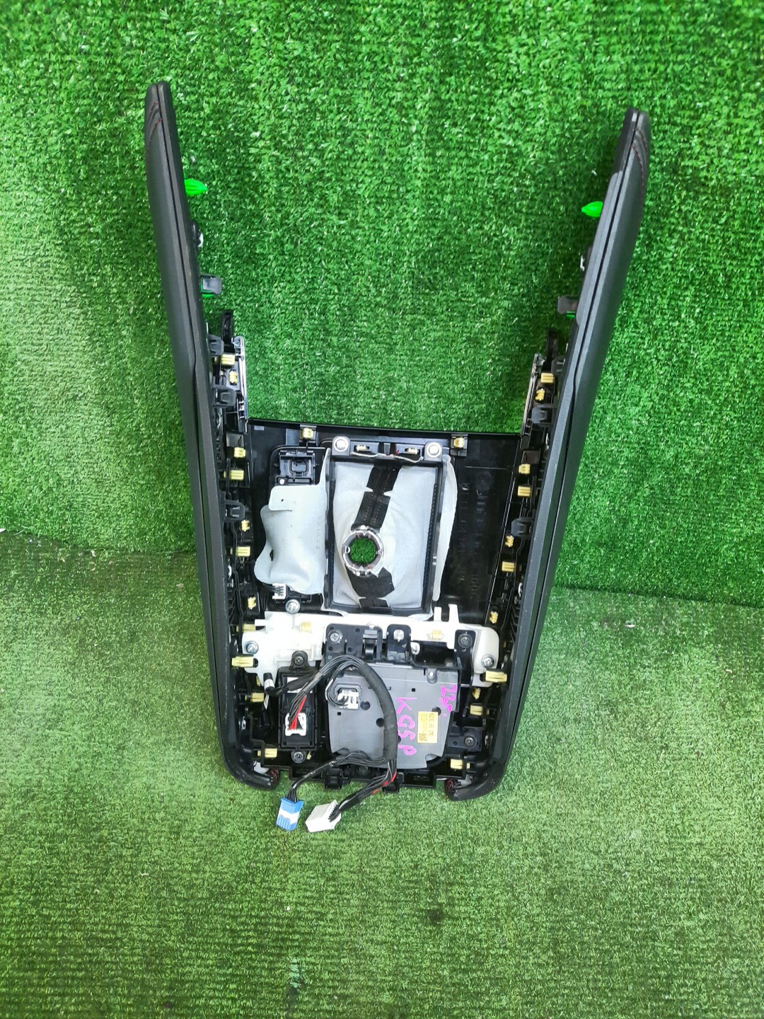 Консоль кпп MAZDA CX-8 KG5P 3 ракурс