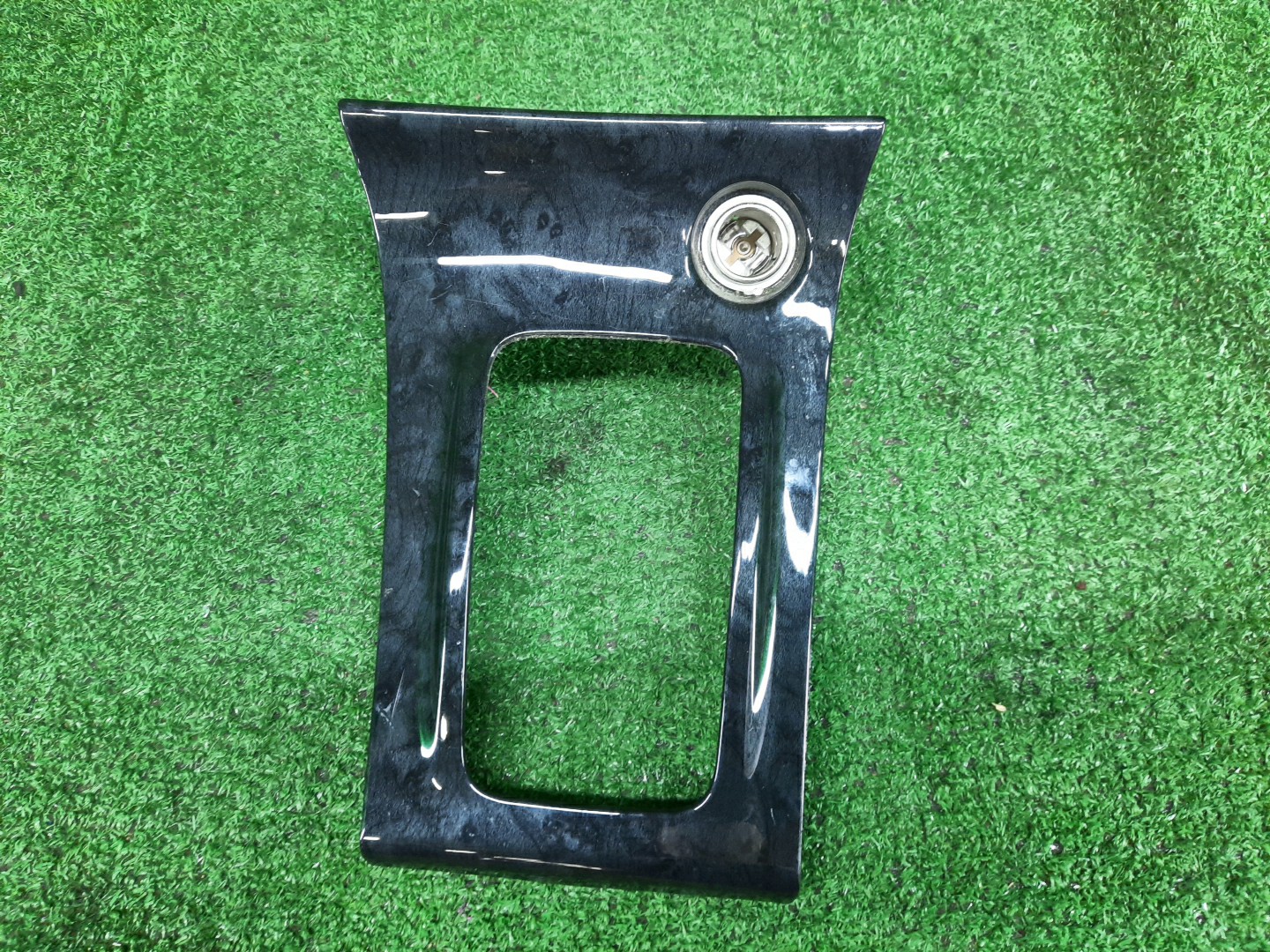 Консоль кпп TOYOTA COROLLA FIELDER NZE121G 1 ракурс