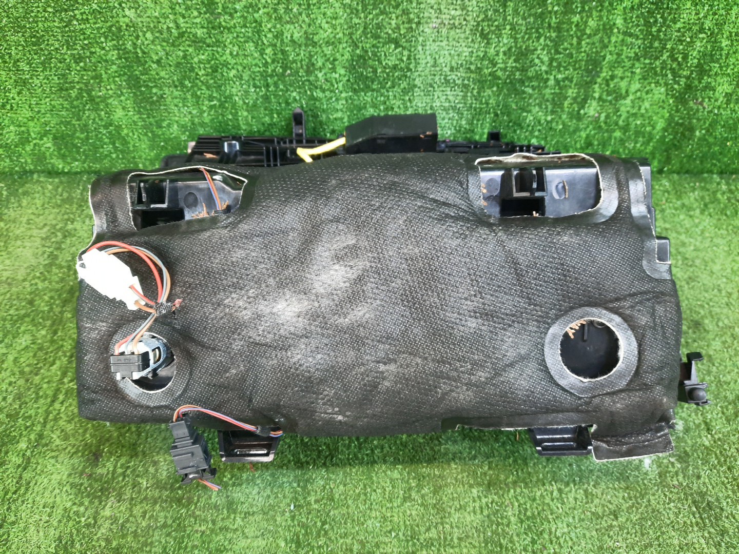 Бардачок BENTLEY FLYING SPUR 3W2 5 ракурс