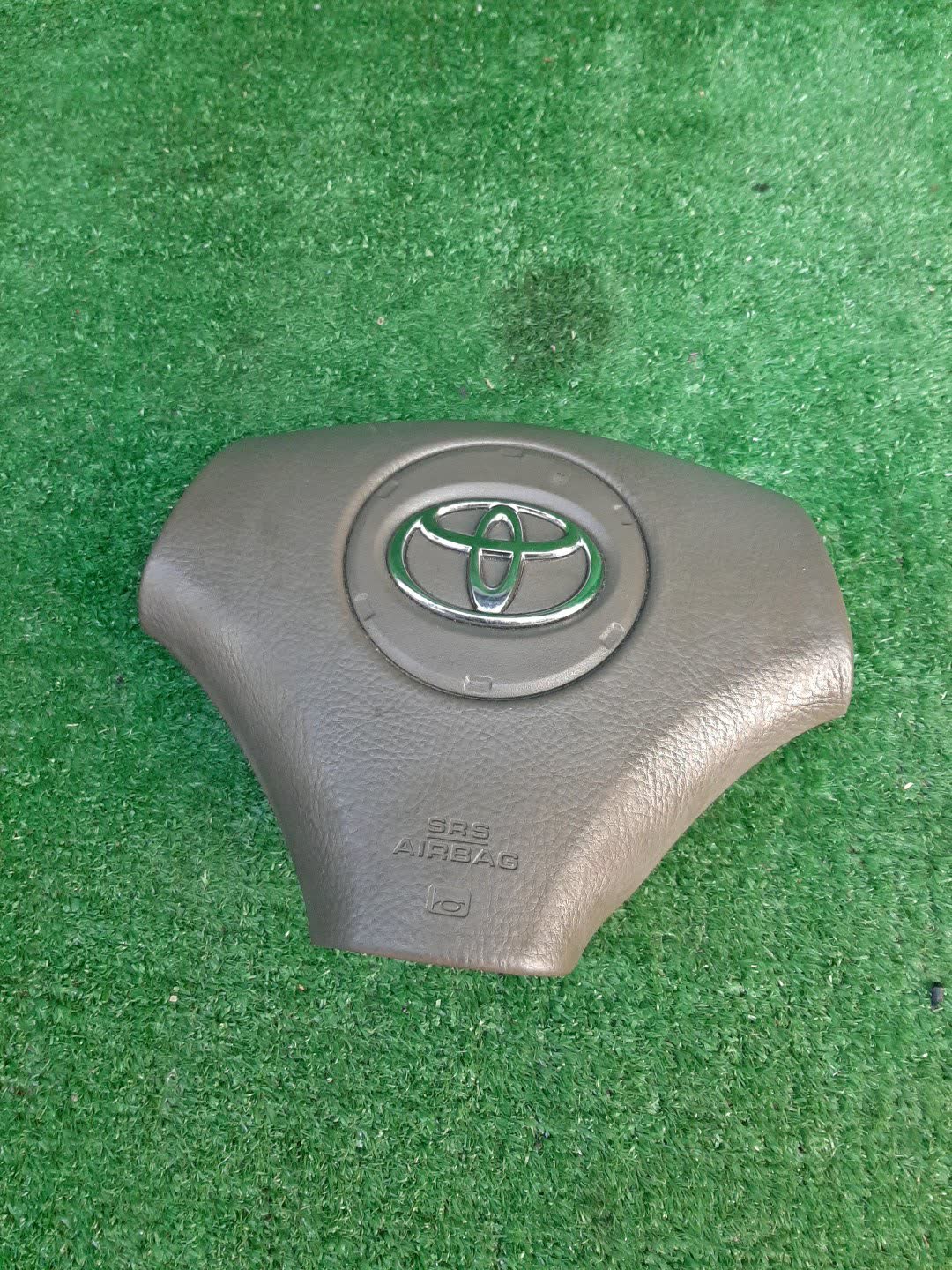 Airbag водительский TOYOTA WINDOM MCV30 1 ракурс Airbag водительский TOYOTA WINDOM MCV30 1 ракурс