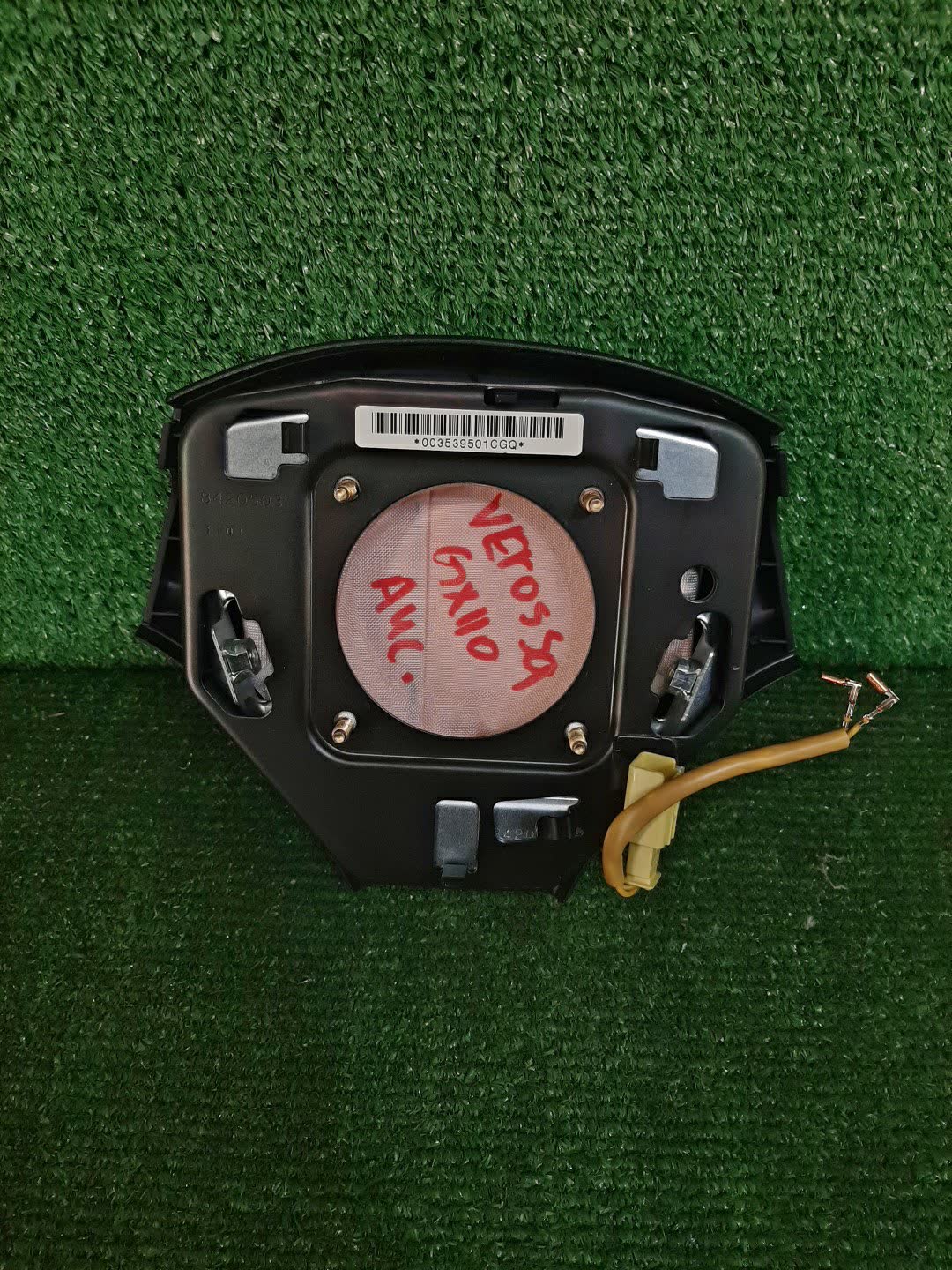 Airbag водительский TOYOTA VEROSSA GX110 2 ракурс