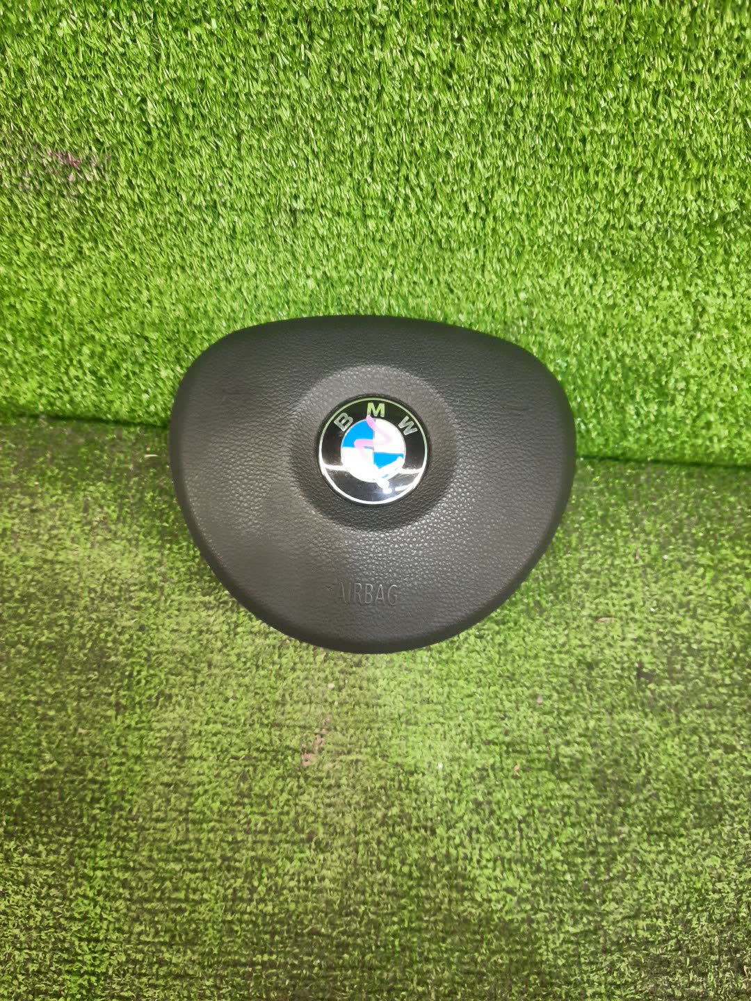 Airbag водительский BMW X1 E84 1 ракурс