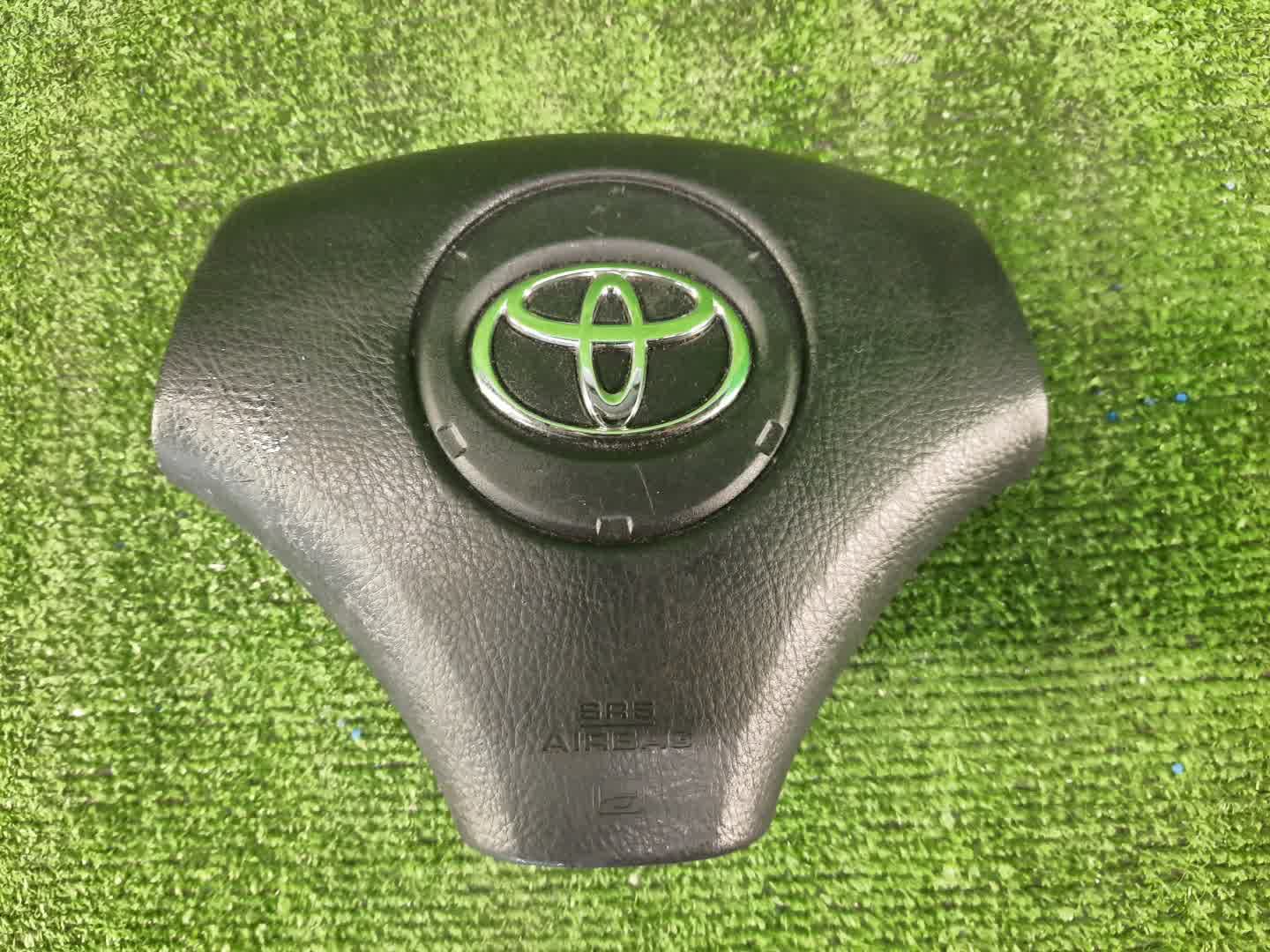 Airbag водительский TOYOTA OPA ZCT10 1 ракурс