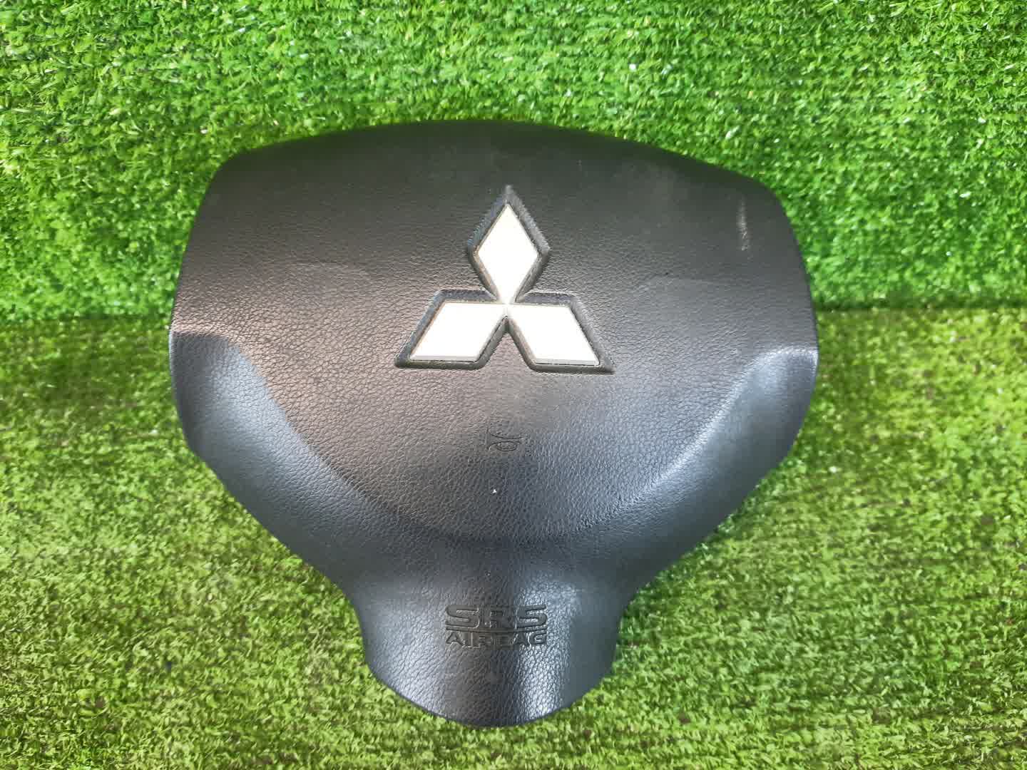 Airbag водительский MITSUBISHI LANCER, GALANT FORTIS CY4A, CY2A, CY3A, CY6A, CX6A, CX4A, CX3A 1 ракурс