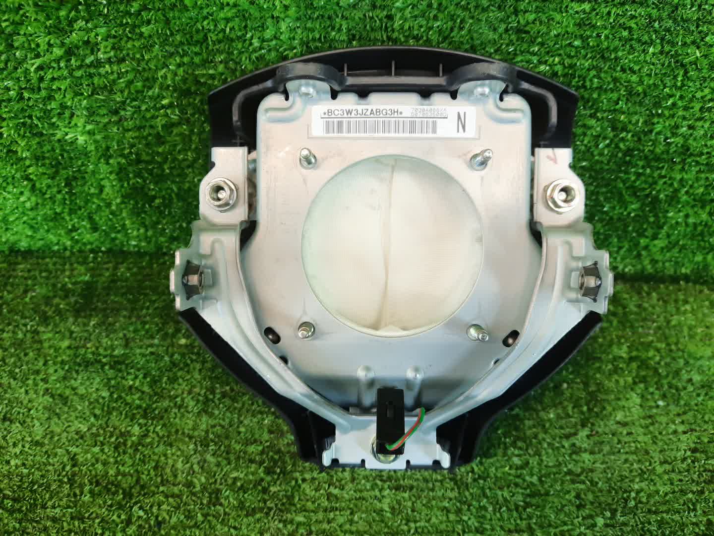 Airbag водительский MITSUBISHI LANCER, GALANT FORTIS CY4A, CY2A, CY3A, CY6A, CX6A, CX4A, CX3A 2 ракурс