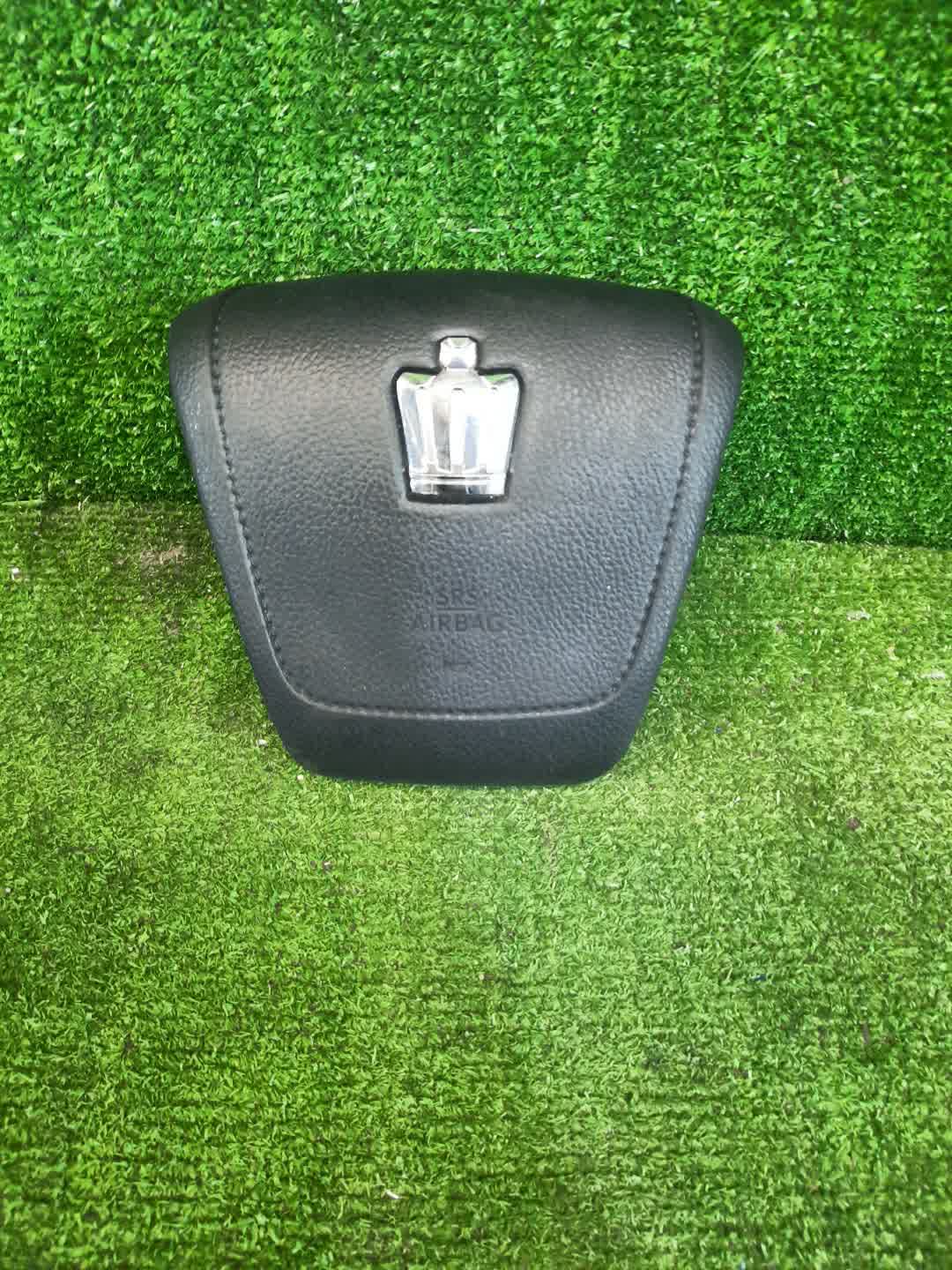 Airbag водительский TOYOTA CROWN AWS210 1 ракурс