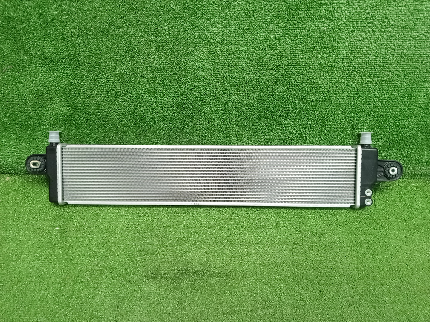 Радиатор инвертора TOYOTA SEQUOIA VXKH85L V35A-FTS G9010-34010 1 ракурс