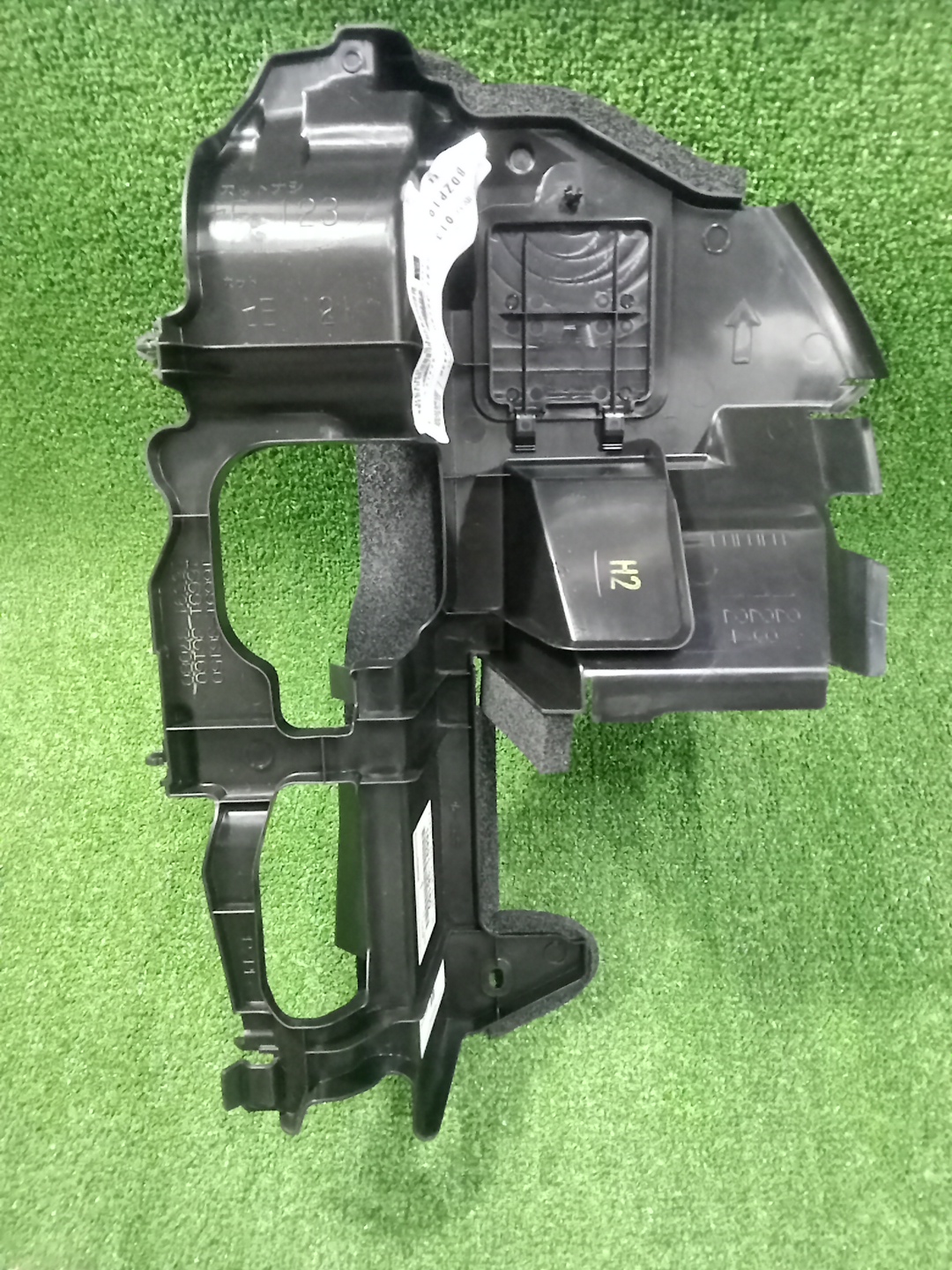  LEXUS ES300H AXZH10 16691-36160 2 ракурс
