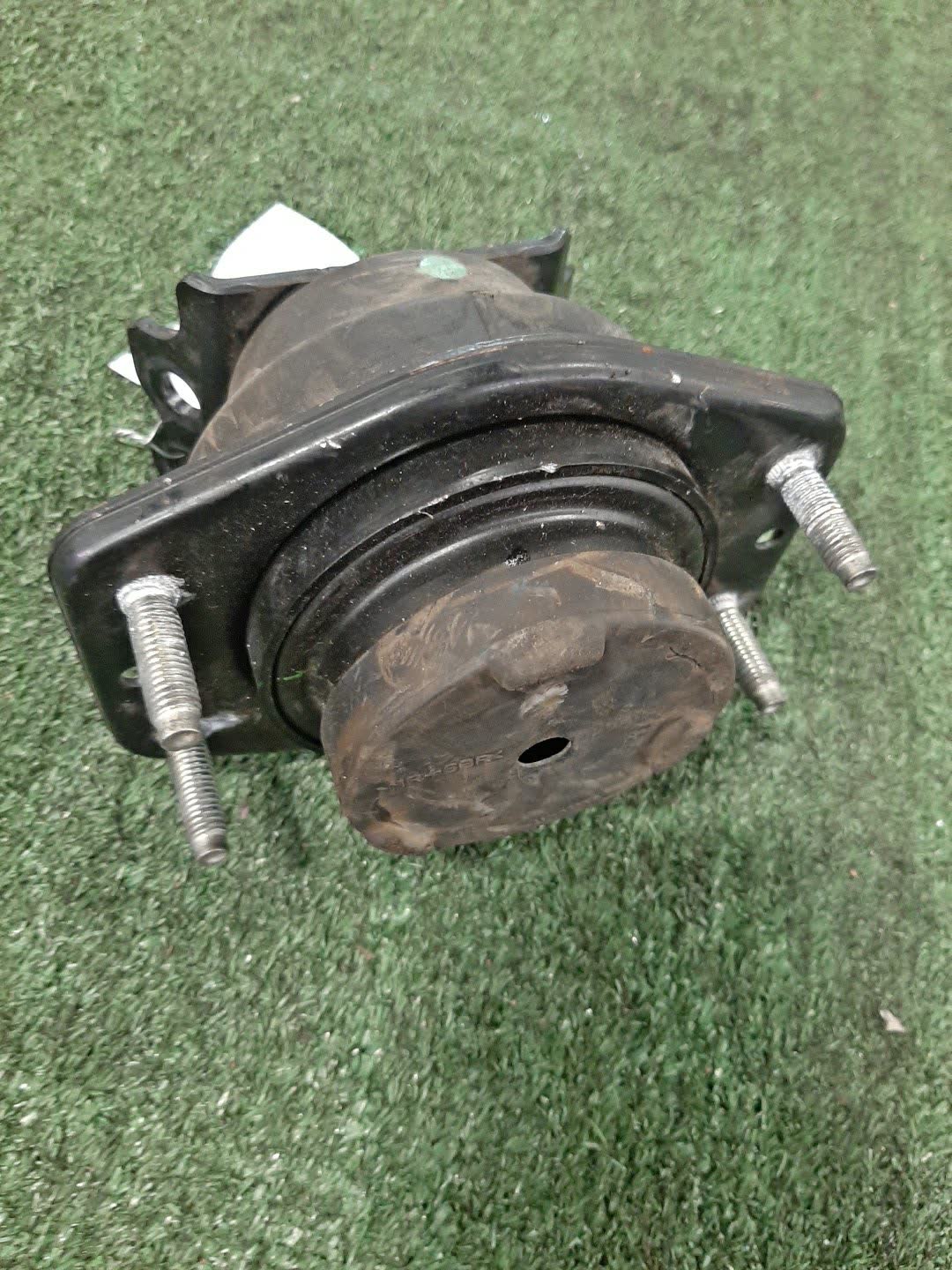 Подушка кпп задняя LEXUS LS460 USF40 1UR-FSE 1 ракурс
