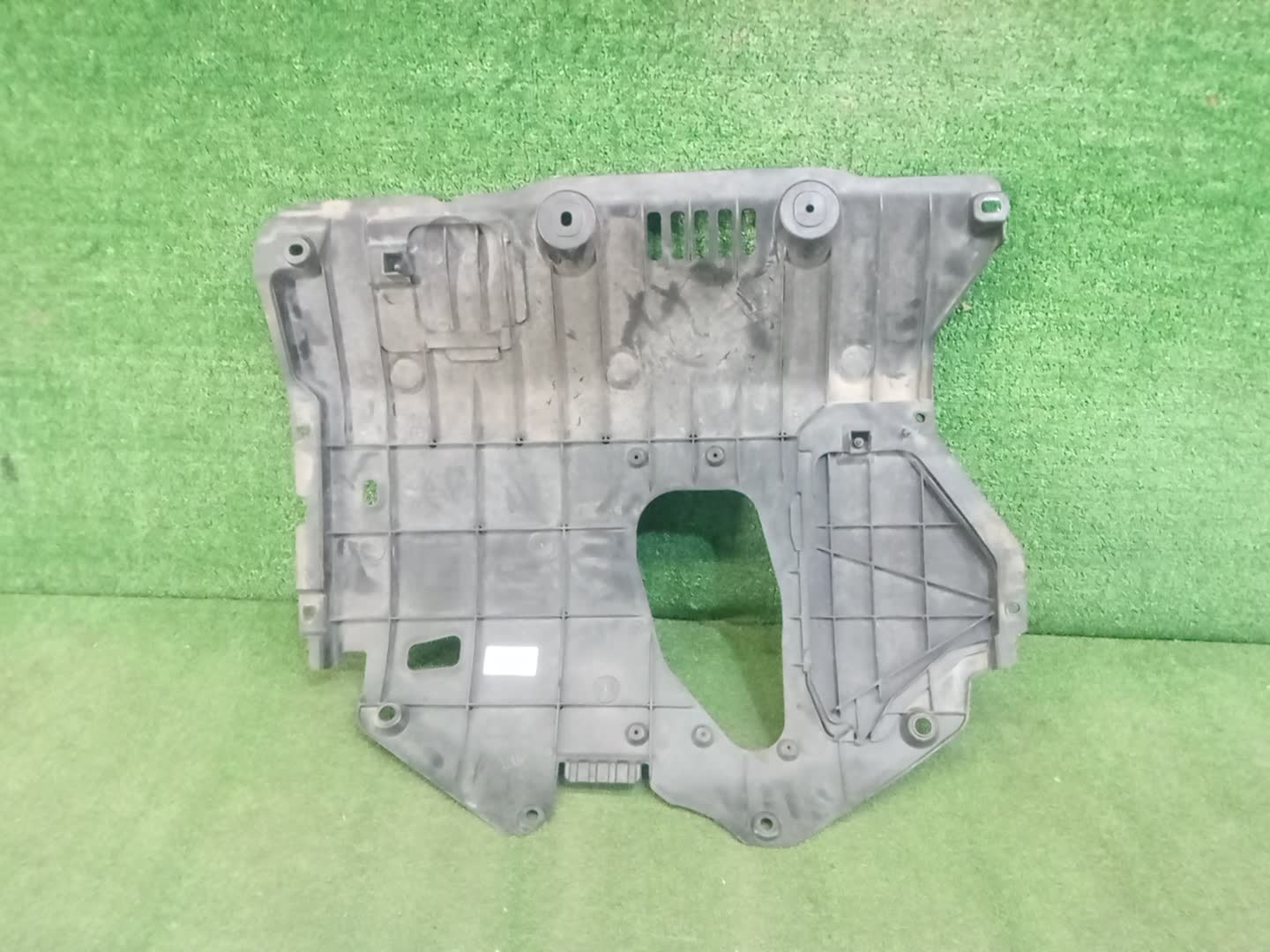 Защита двигателя DAIHATSU ROCKY A200S 1KR-VET 51443-B1040 1 ракурс