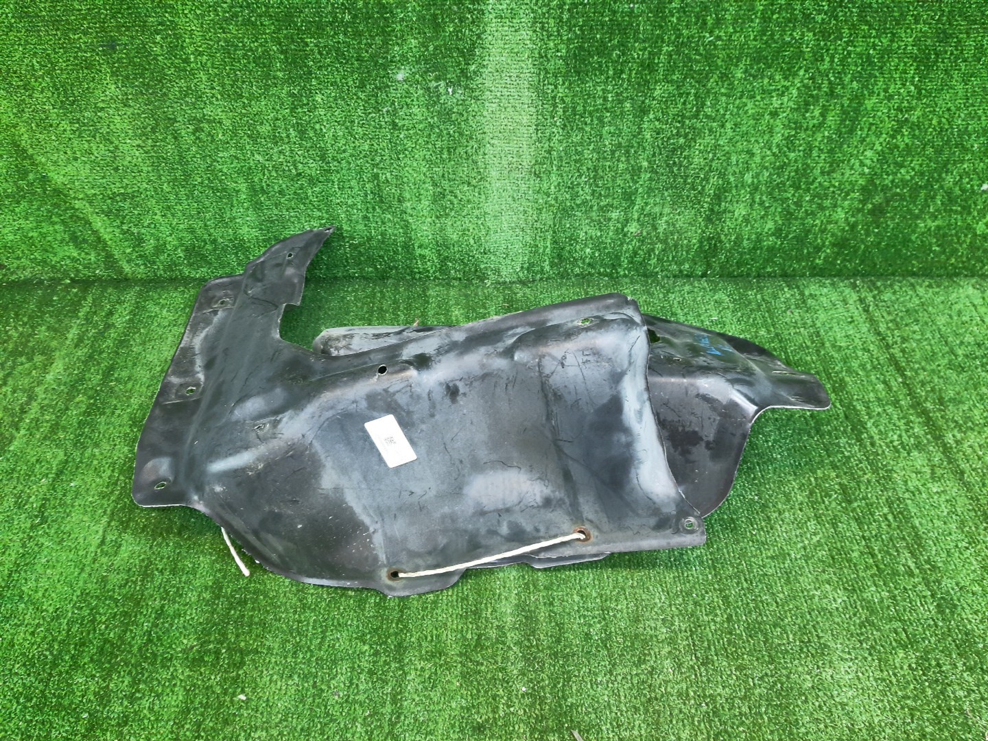 Защита двигателя TOYOTA ALLEX NZE121 51442-12190 3 ракурс