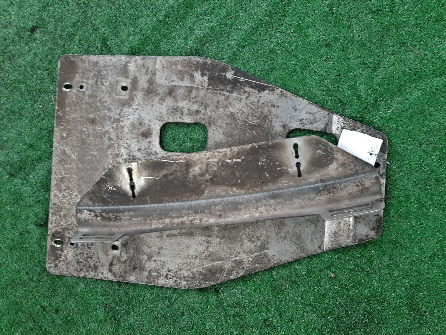 Защита двигателя SUBARU LEGACY BG5 EJ20E 2 ракурс