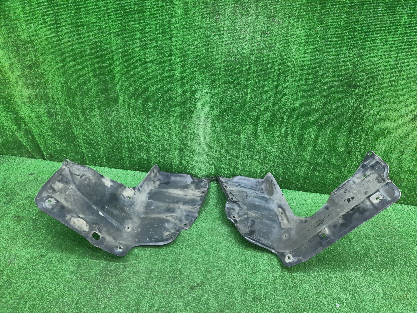 Защита двигателя левая TOYOTA COROLLA FIELDER NZE121G 51442-12190 1 ракурс