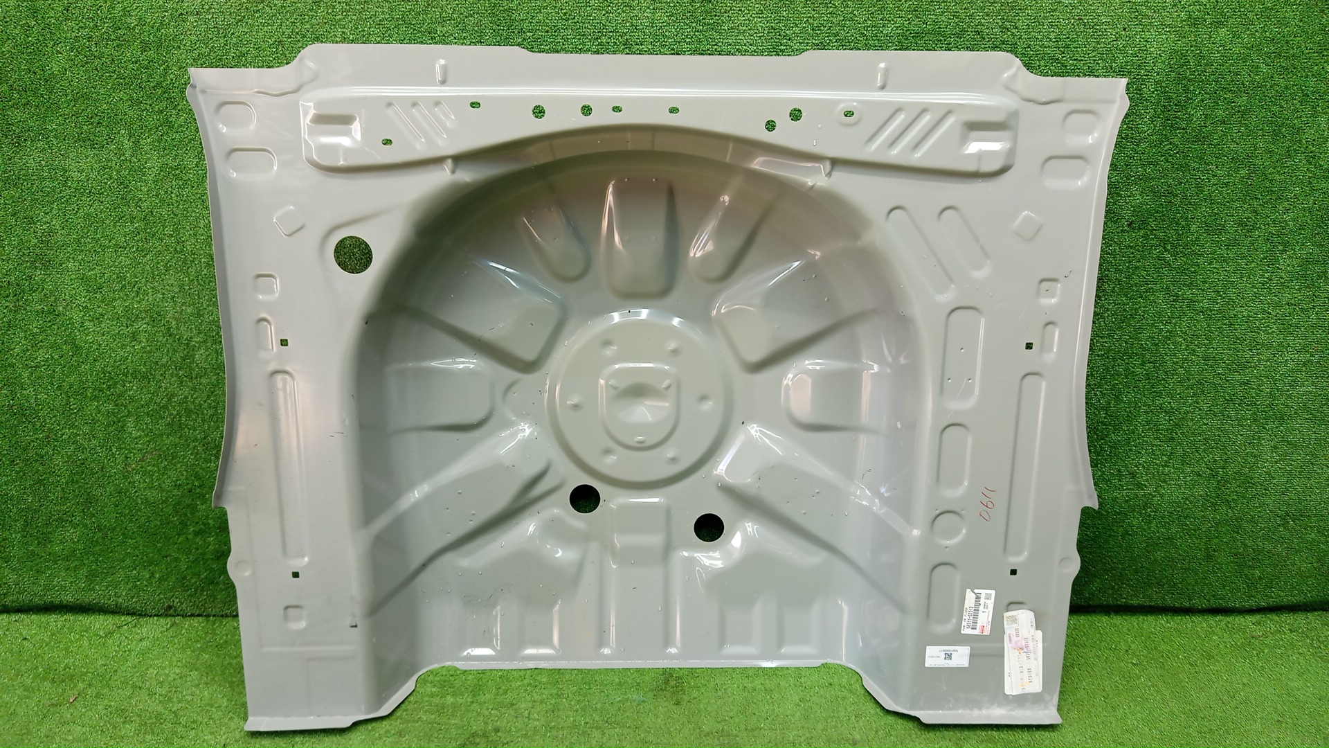 Панель салона задняя TOYOTA YARIS CROSS MXPB10 58311-52312 1 ракурс