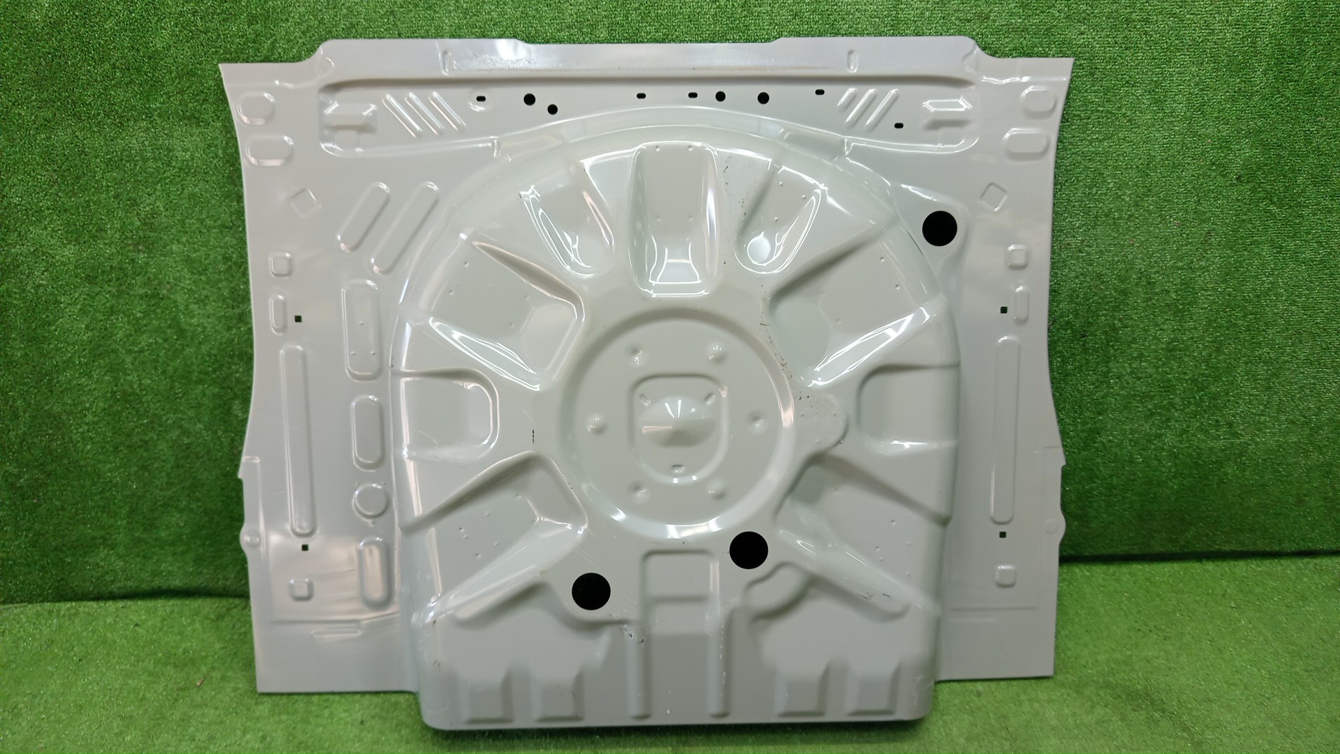 Панель салона задняя TOYOTA YARIS CROSS MXPB10 58311-52312 2 ракурс