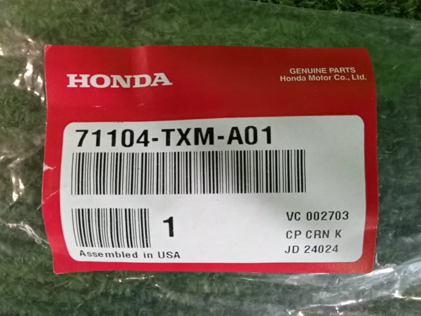 Молдинг на бампер правый HONDA INSIGHT ZE4 71104-TXM-A01 4 ракурс