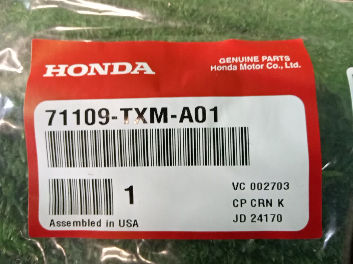 Молдинг на бампер левый HONDA INSIGHT ZE4 71109-TXM-A01 4 ракурс