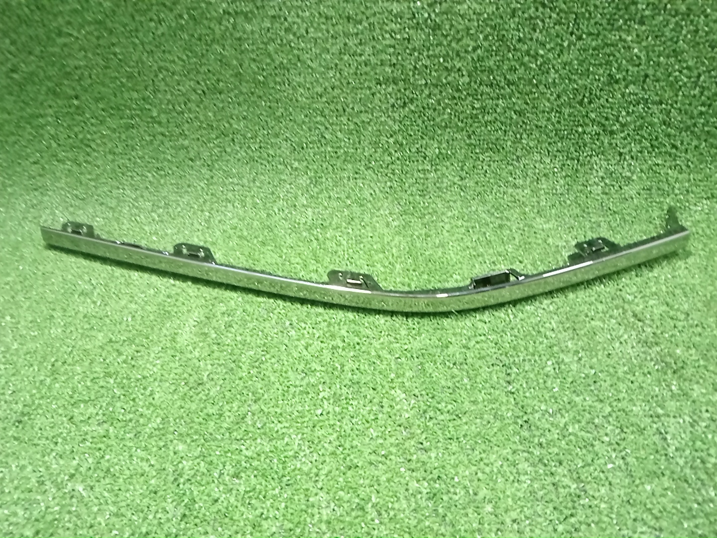 Молдинг на бампер левый передний HONDA STEPWGN RP7 71109-3T0-J01 2 ракурс