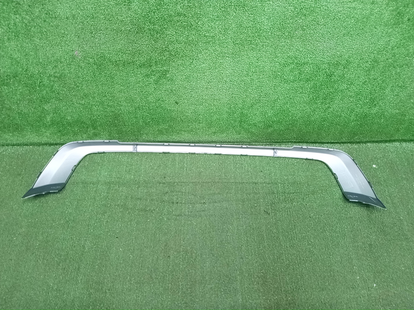 Молдинг на бампер задний HONDA WR-V DG5 71551-31X-K00 4 ракурс