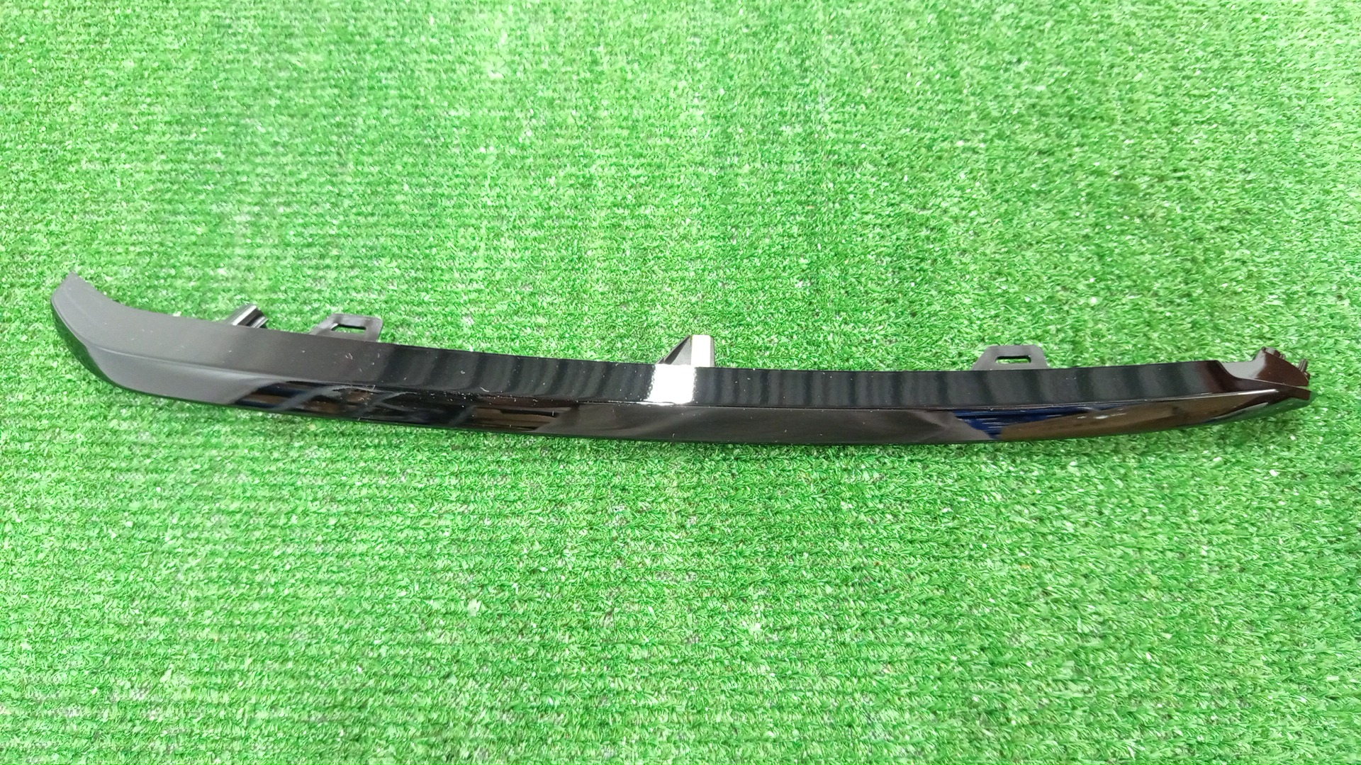 Молдинг на бампер левый передний MAZDA ATENZA GJ2FP GSH7-50-131 1 ракурс