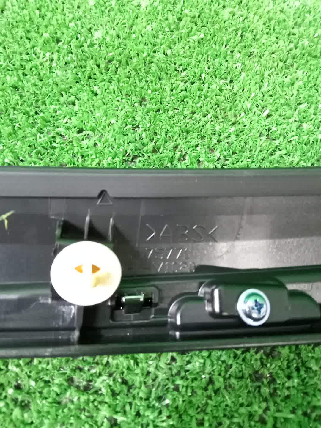 Молдинг капота TOYOTA VOXY MZRA90W 75770-V1020 4 ракурс